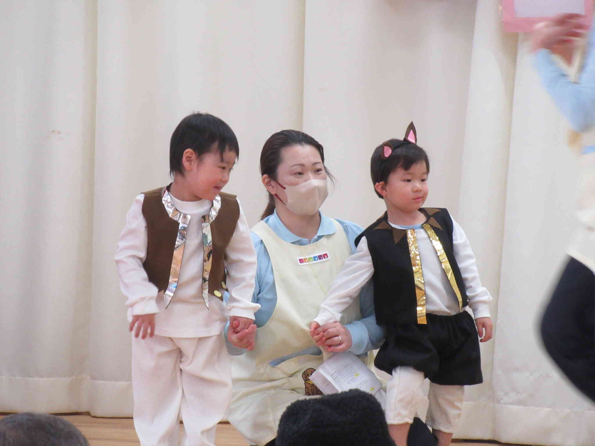 たくさんのお客さんを前に頑張ったね☆