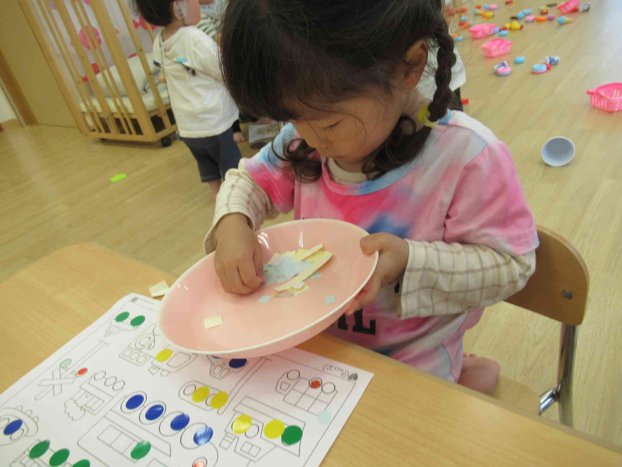 ２歳児うさぎさん☆シール遊び