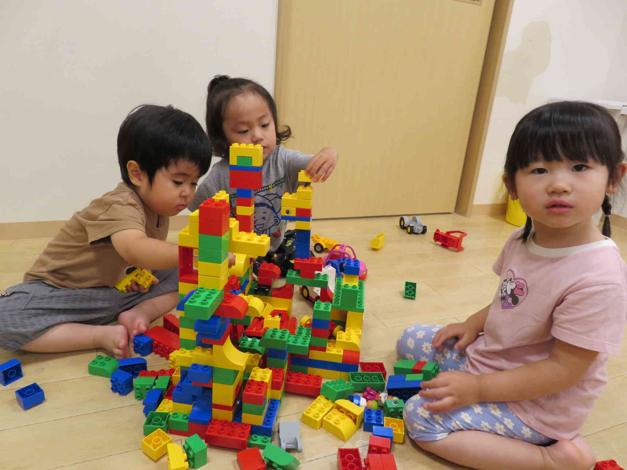 力を合わせて作ったよ！！さて、これは何でしょう？