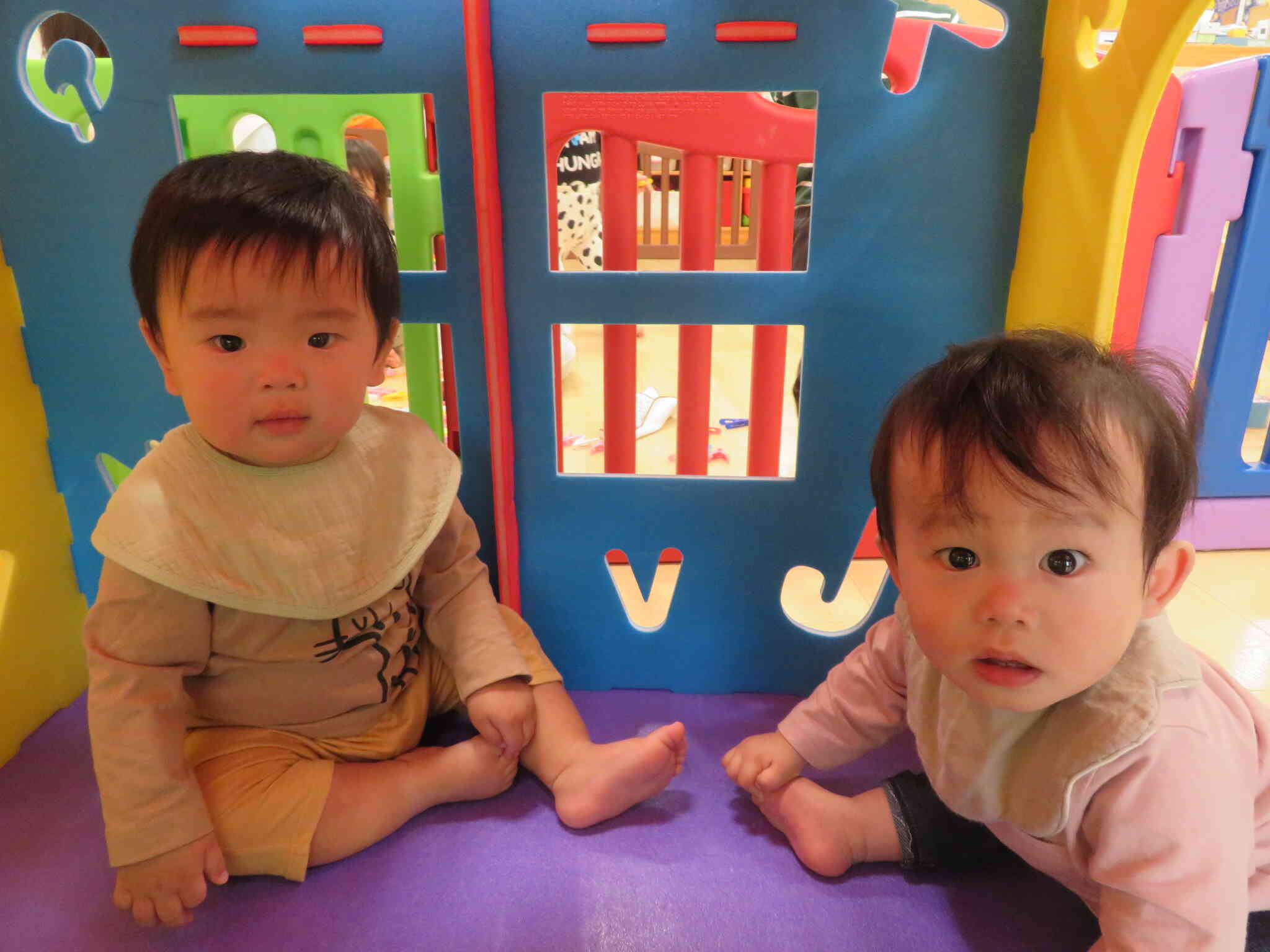 ばぁ～！！突然姿を現した先生にビックリ・・・ごめんね・・・。