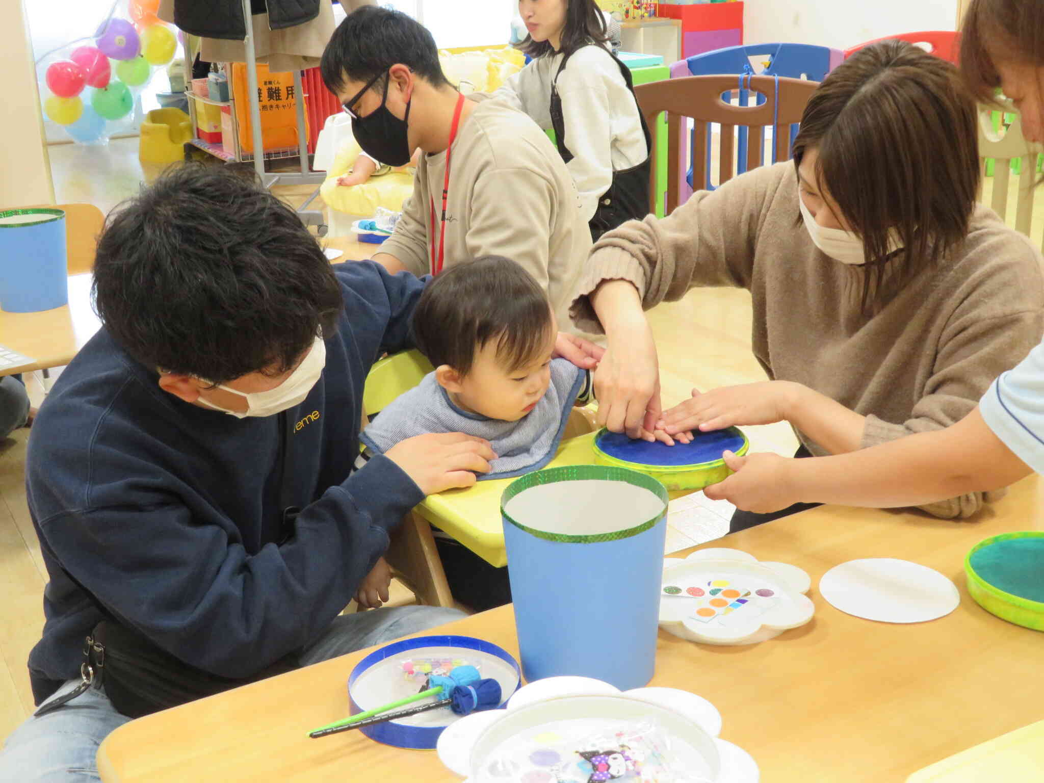 ひよこ組（0歳児）、保育参観を行いました。