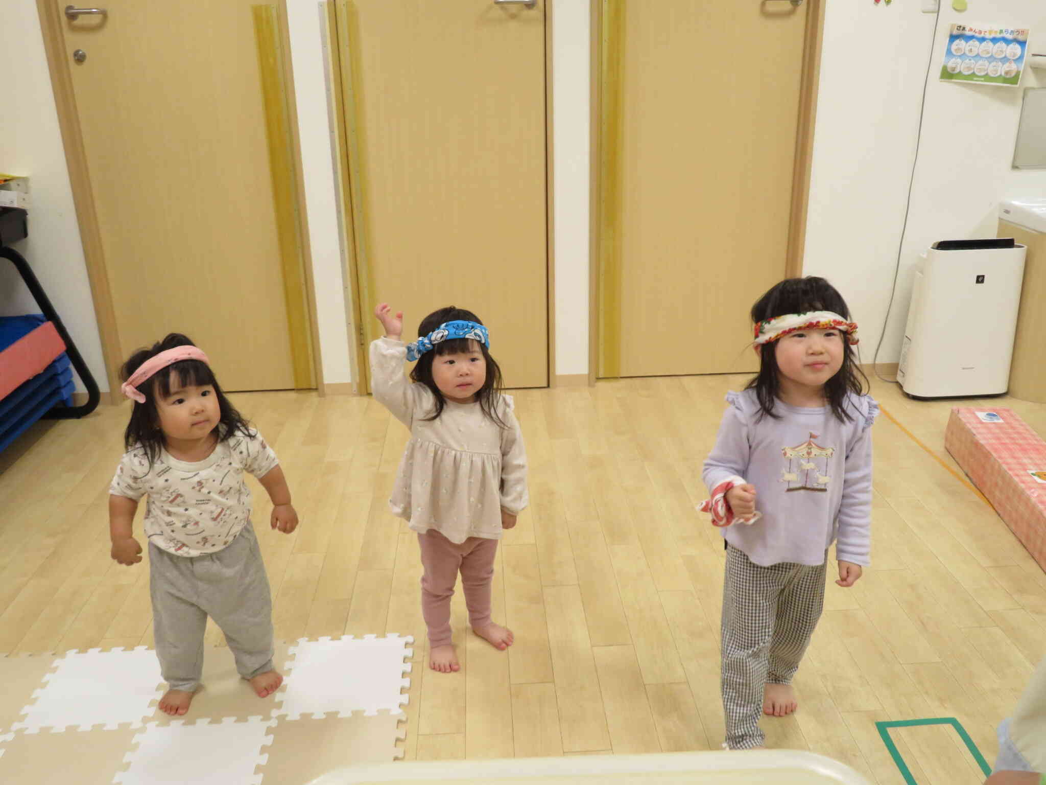 私達だって気分はアイドル♡歌って踊って「はい、ポーズ」