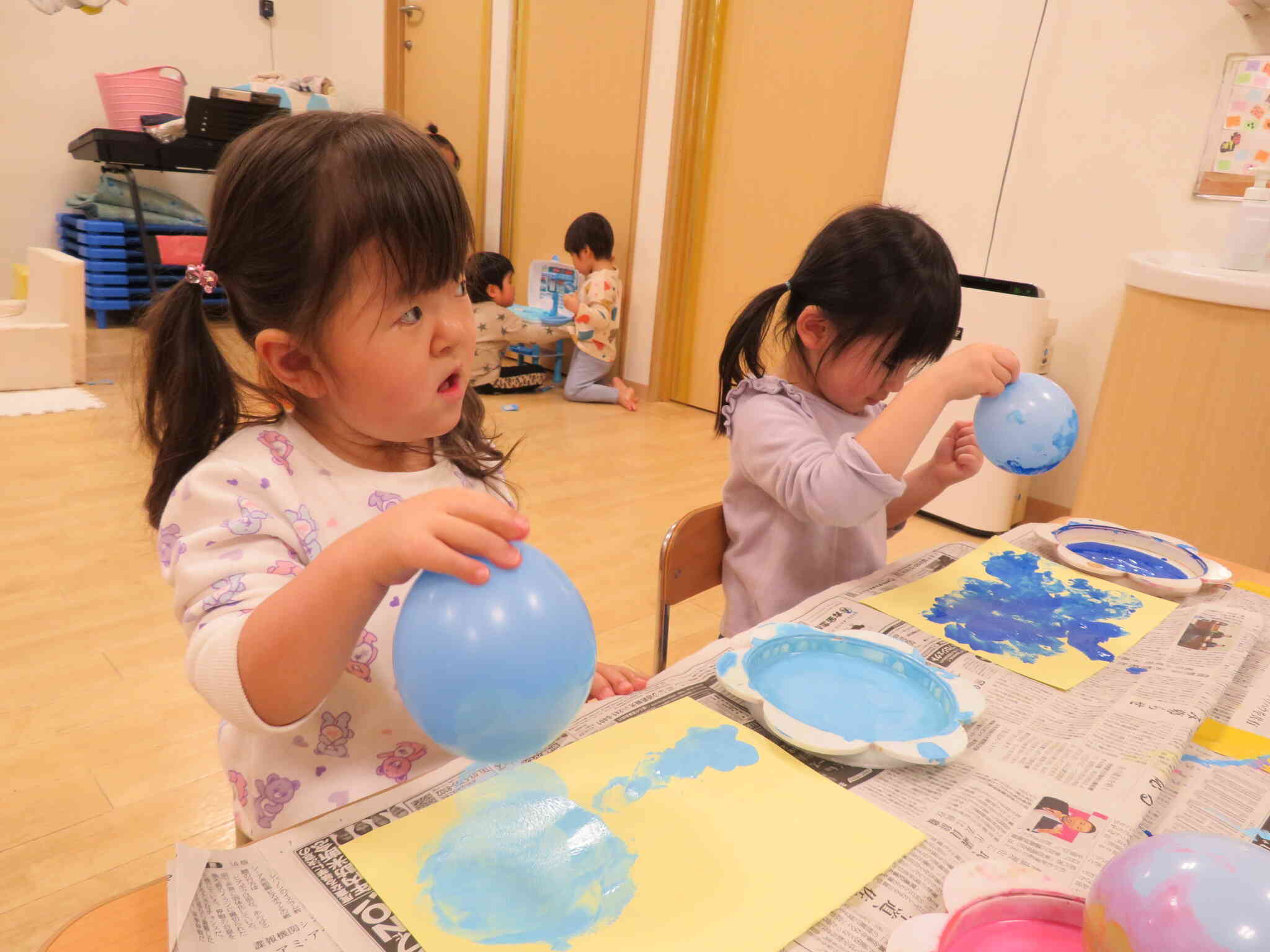 風船でポンポン！不思議で楽しいな！