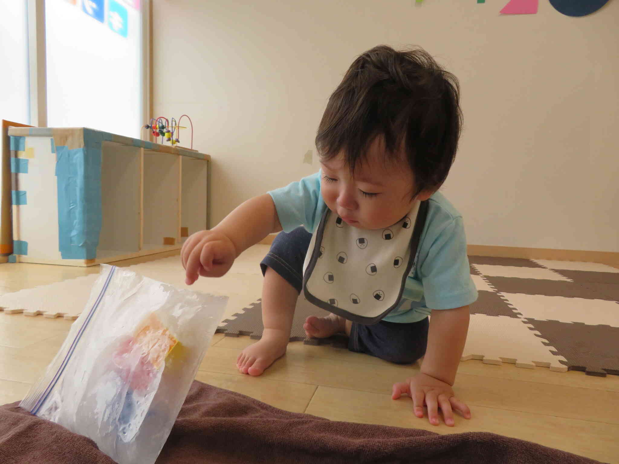 夏の感触遊び、始めました！