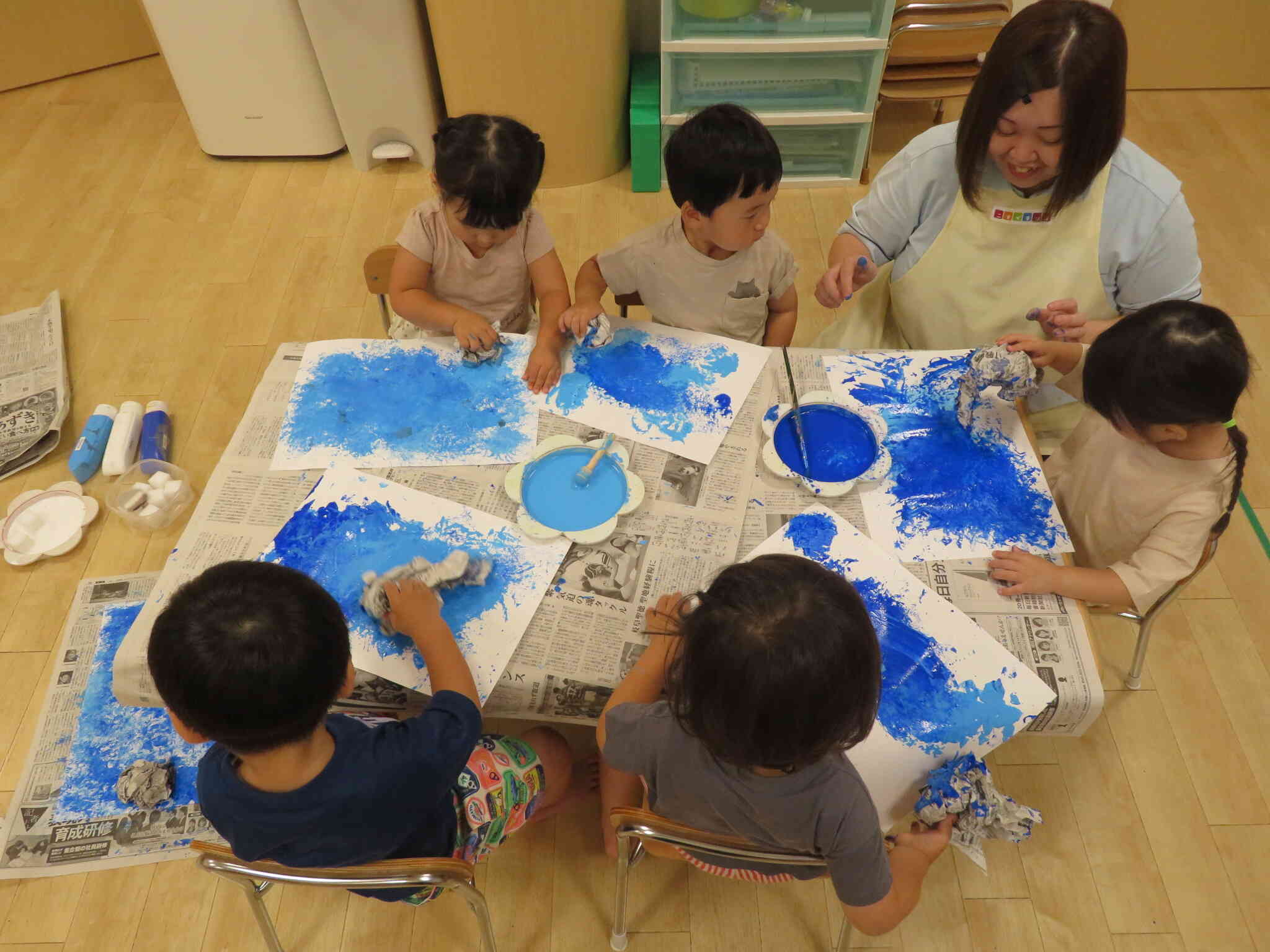 絵の具楽しいな♪