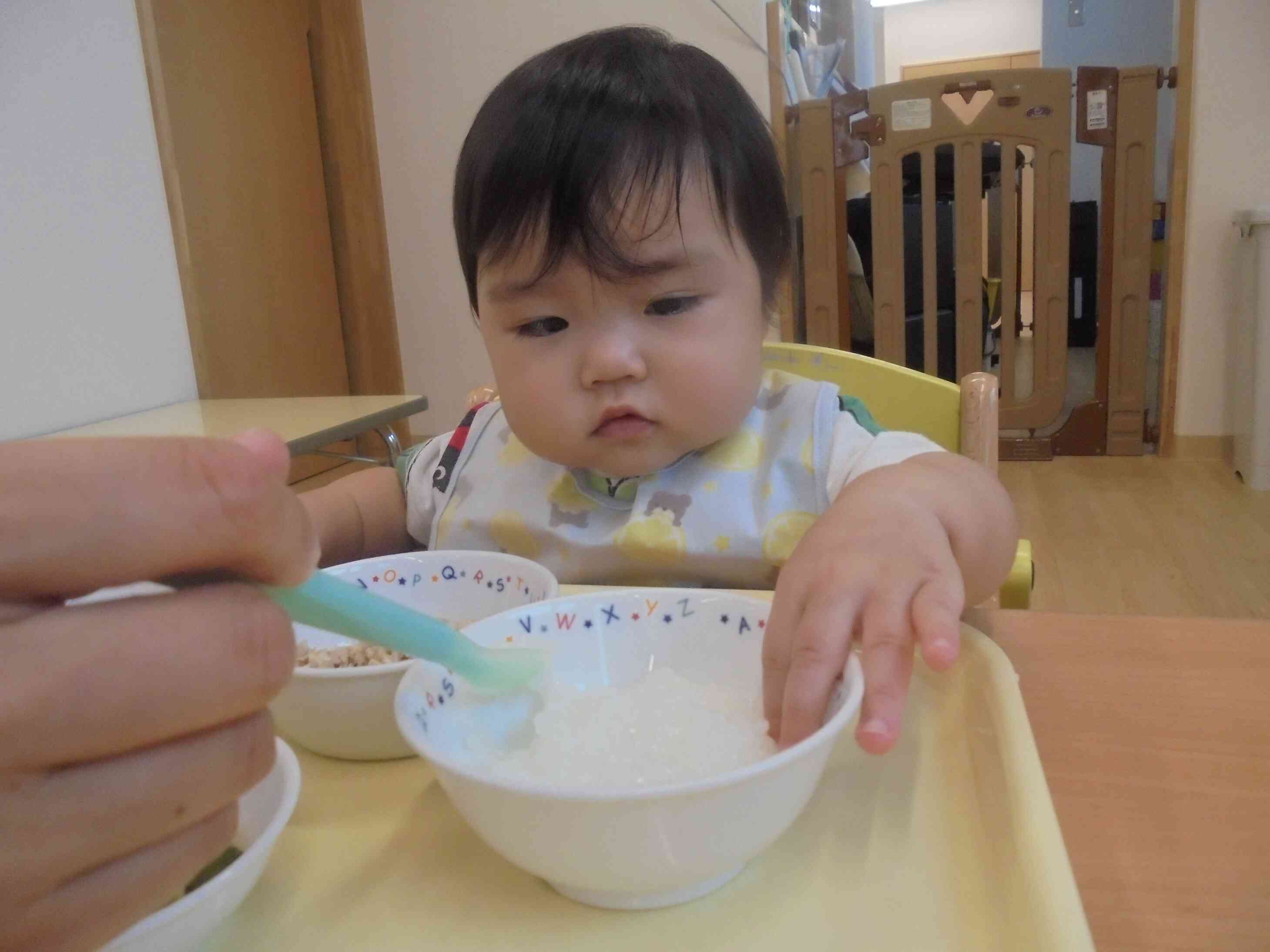 初めてのお給食だよ。