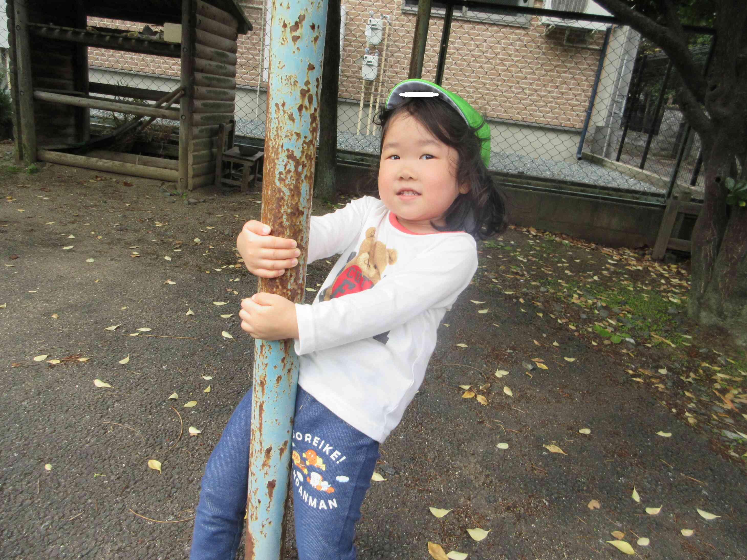 手を離さないよ！