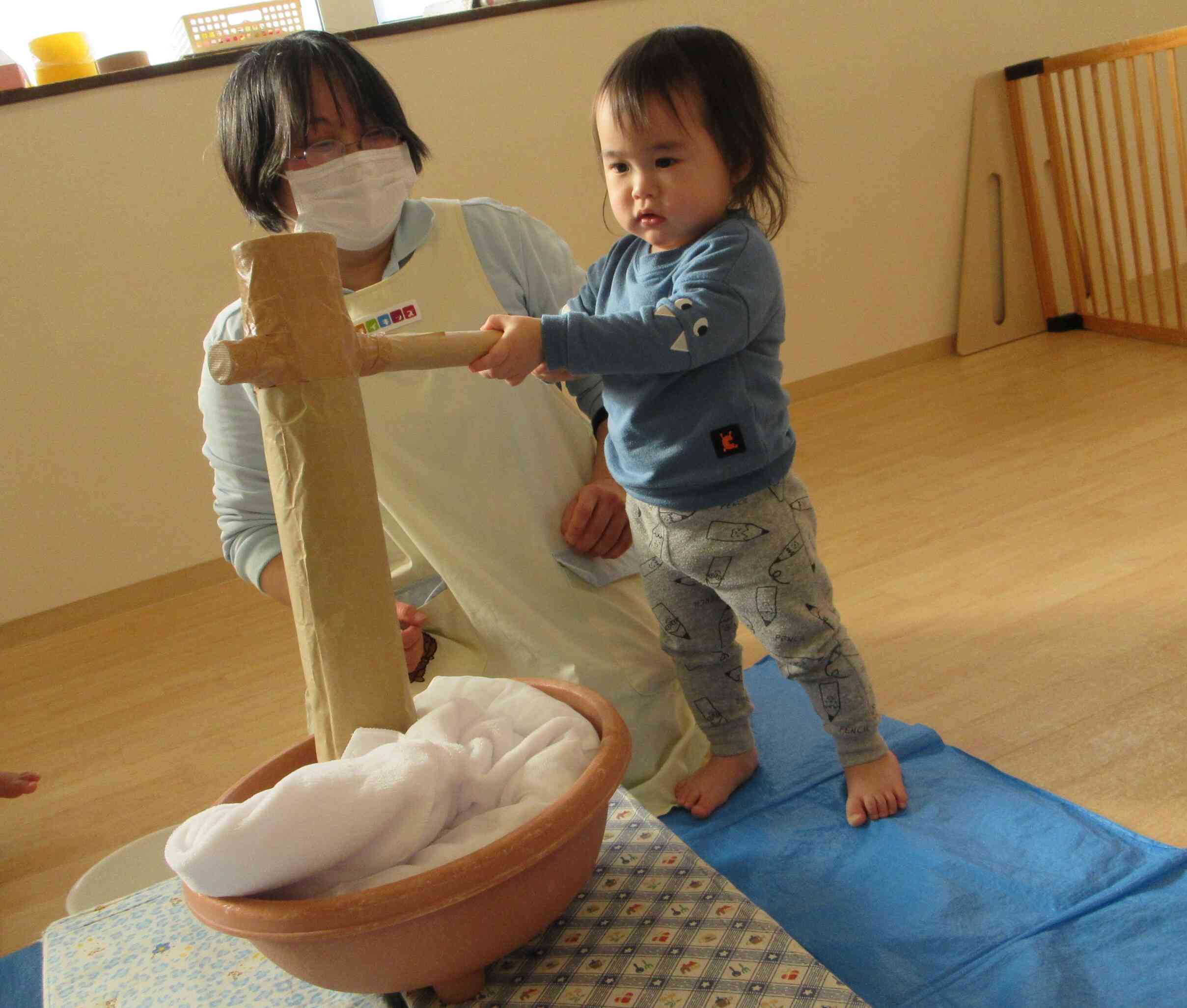 力を入れて『よいっしょ！』