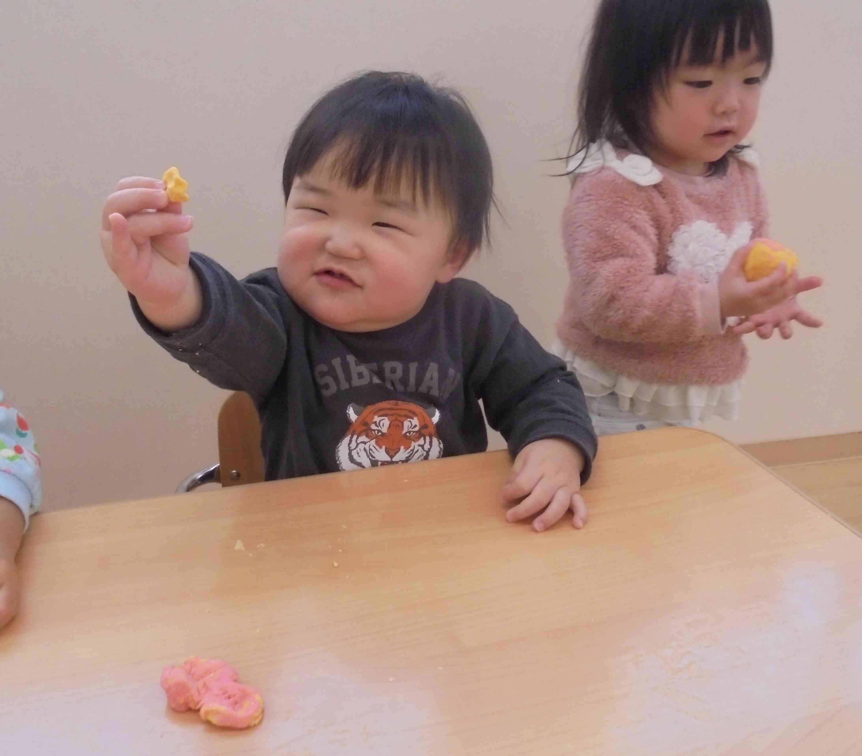 こねこね楽しいなぁ～