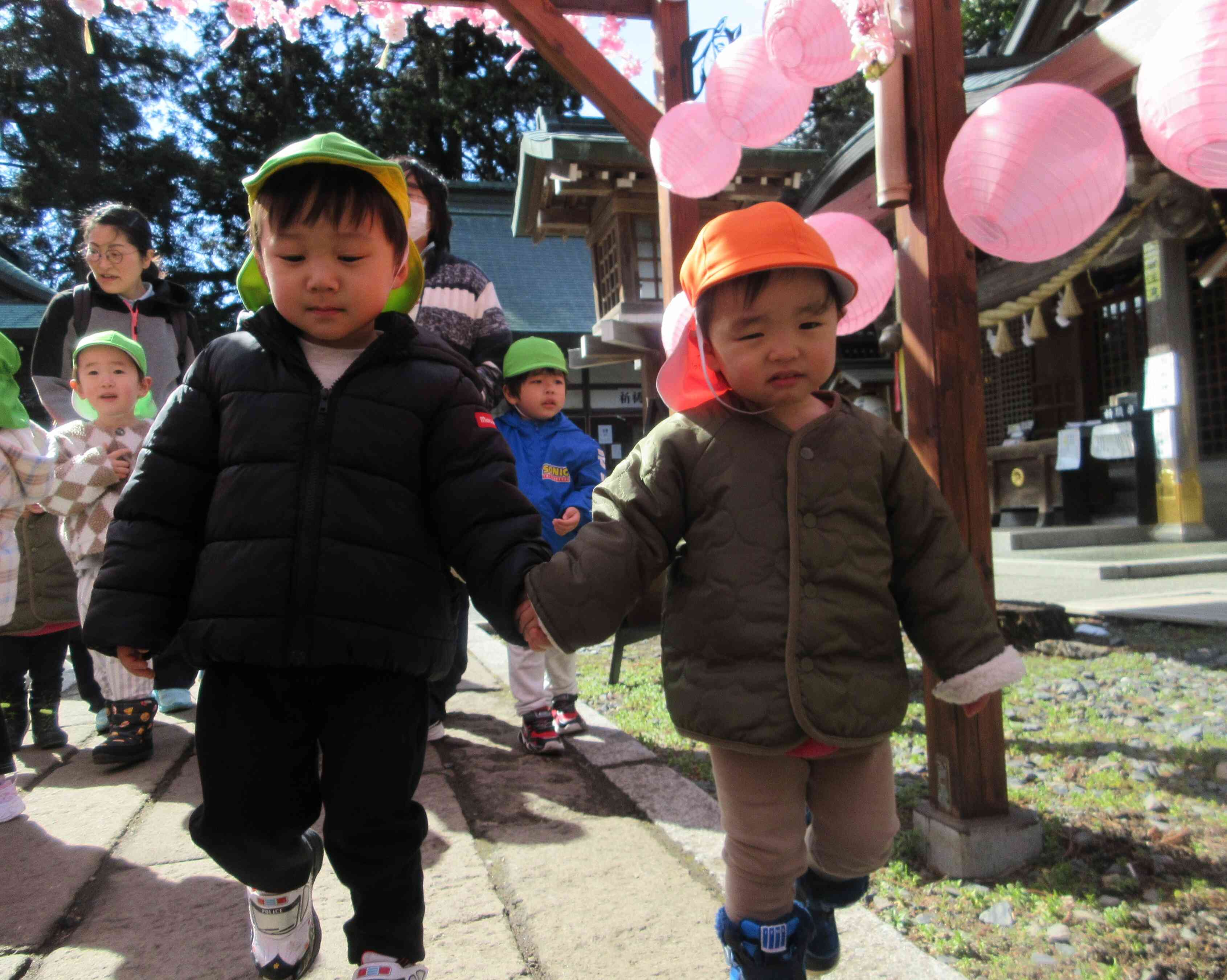 素敵な提灯回廊だね！