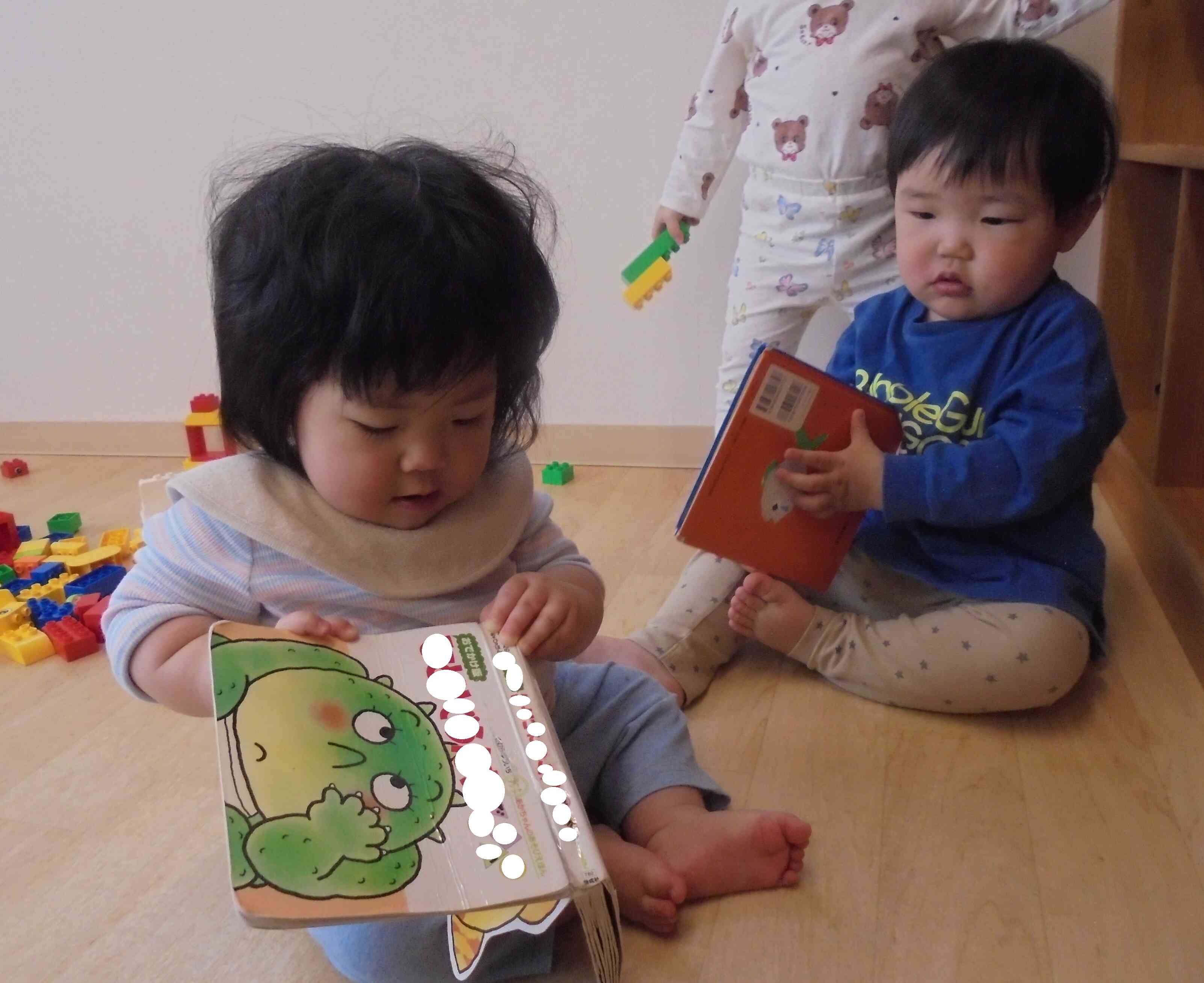 絵本とお友だち！
