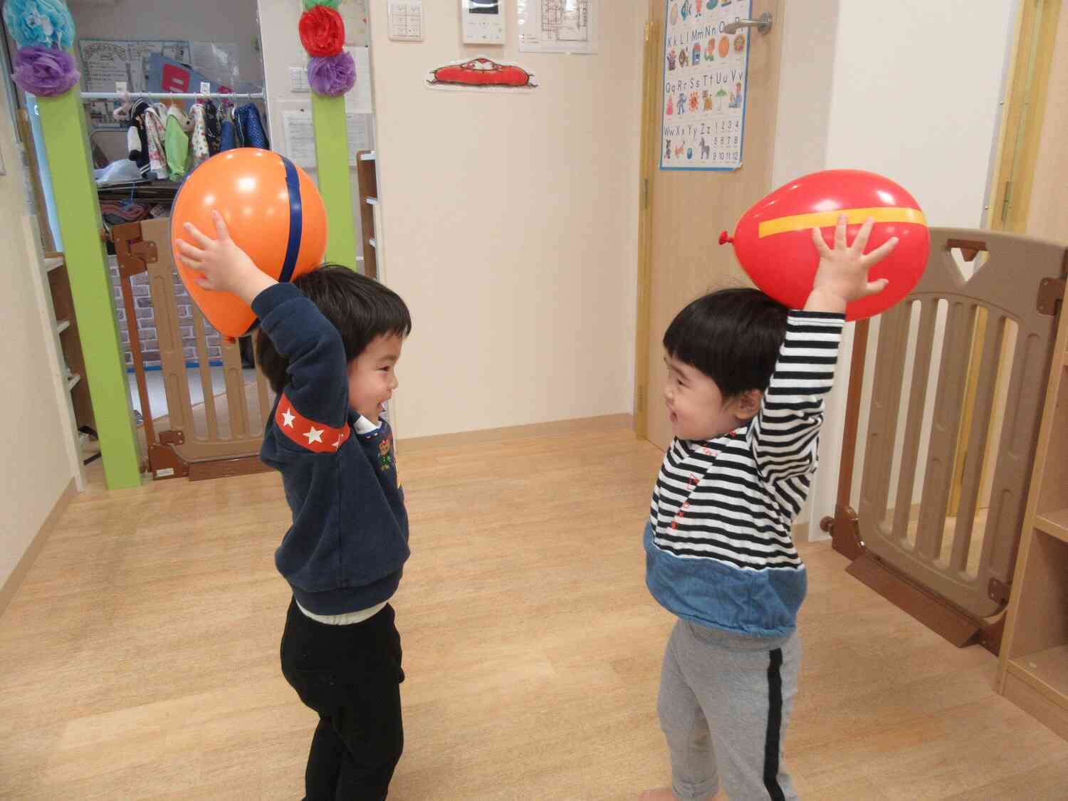 風船遊びもしたよ^ー^