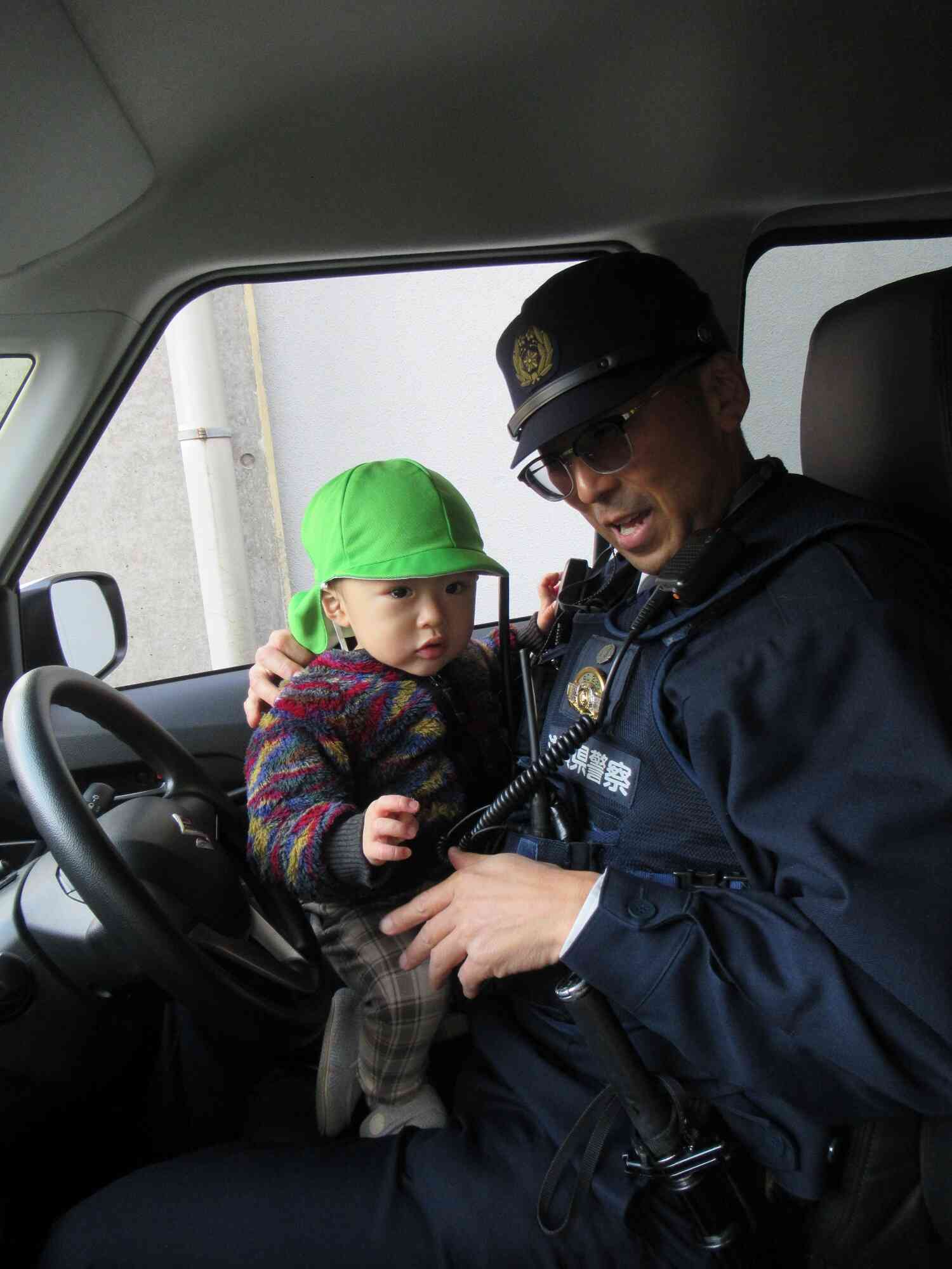 ちょっと緊張してるかな？？