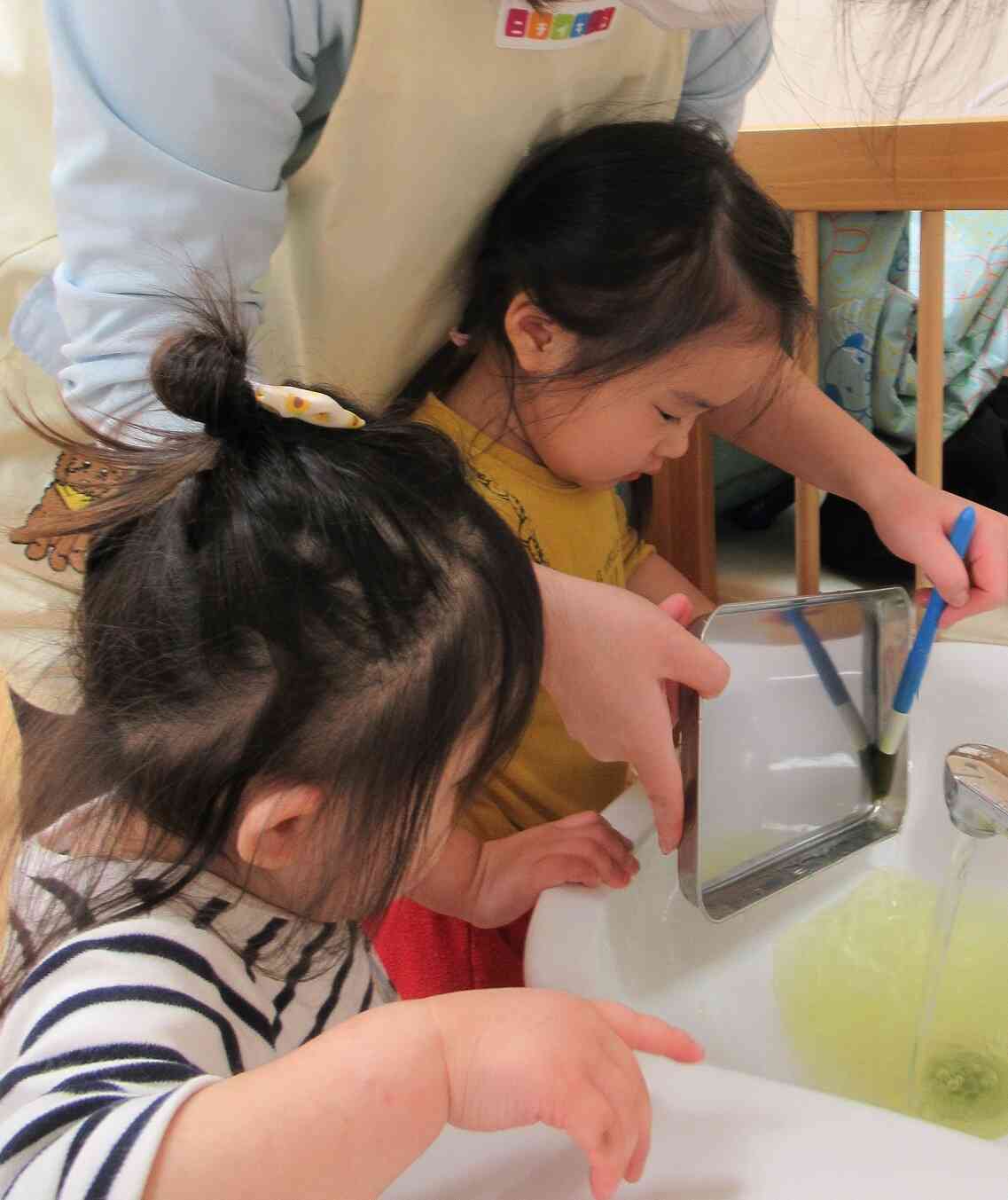 あひるぐみさんも製作をしたよ！片付けまでお手伝いしてくれました☆