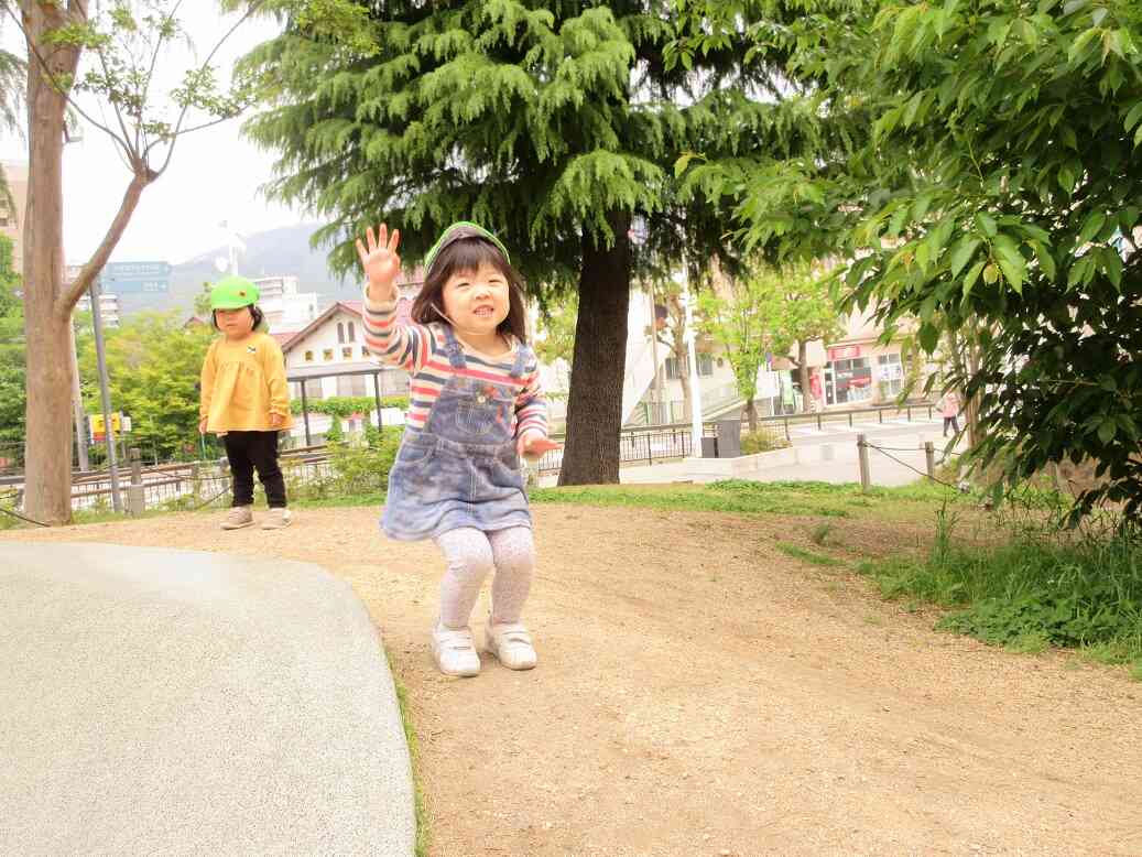 お散歩、楽しいな♪