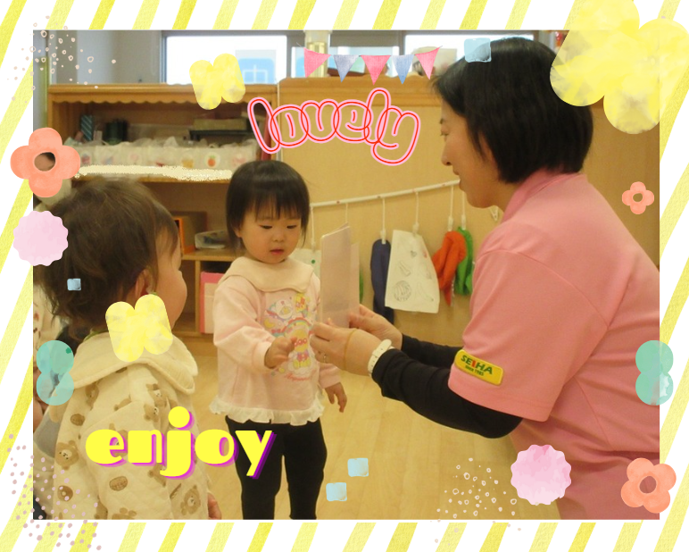 月に１回、専任の講師による英語レッスンがあります♪