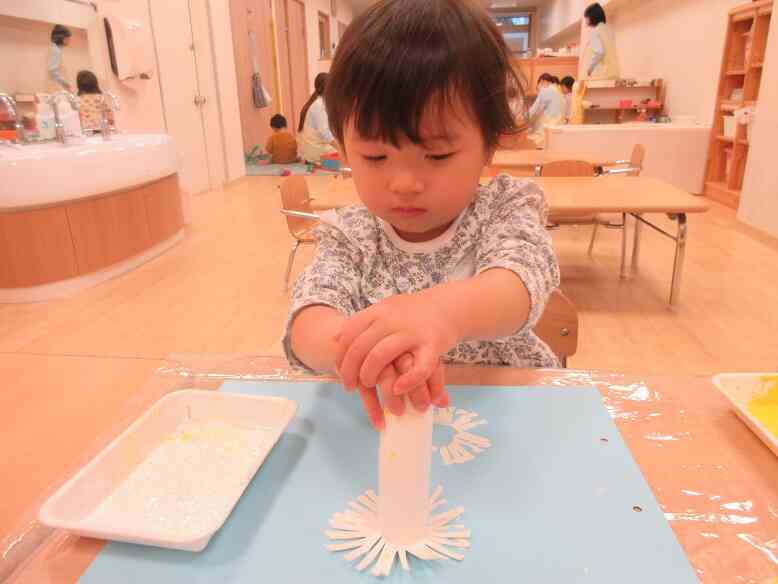 たんぽぽ♪～壁面製作～（うさぎ組～2歳児～）