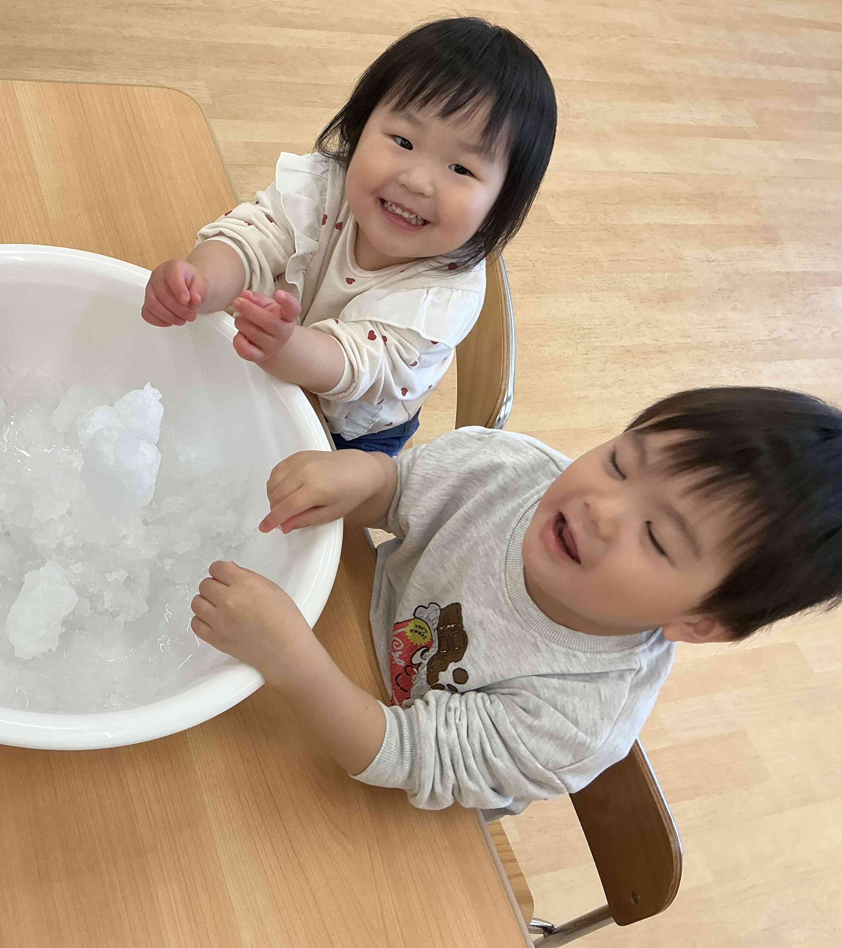 雪遊びをしました！！