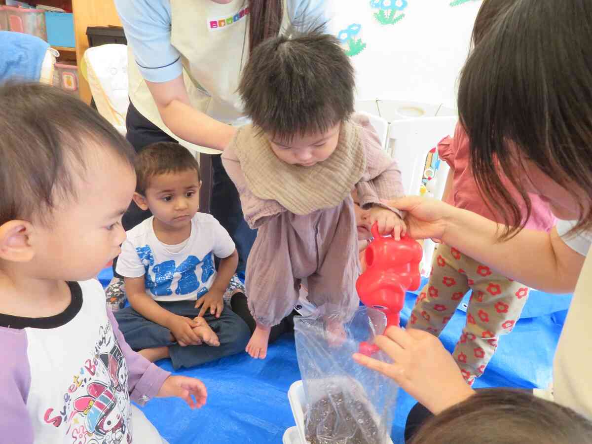 お水をあげよう♪