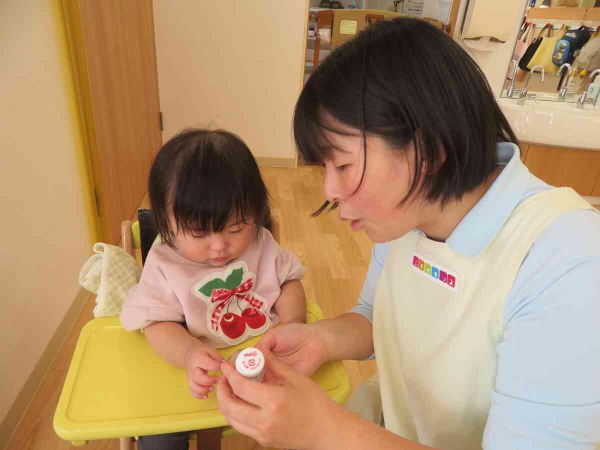 シールペタペタ