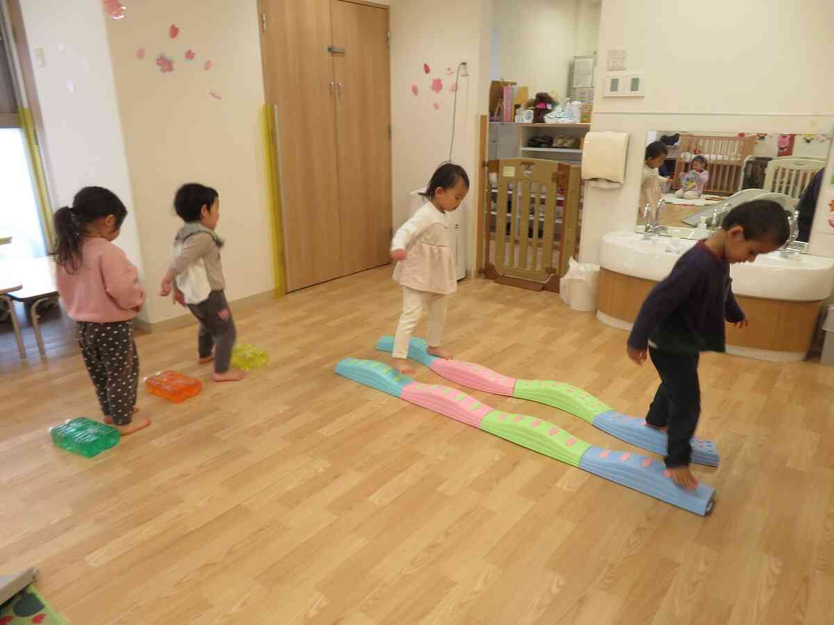２歳児うさぎ組運動あそび♪