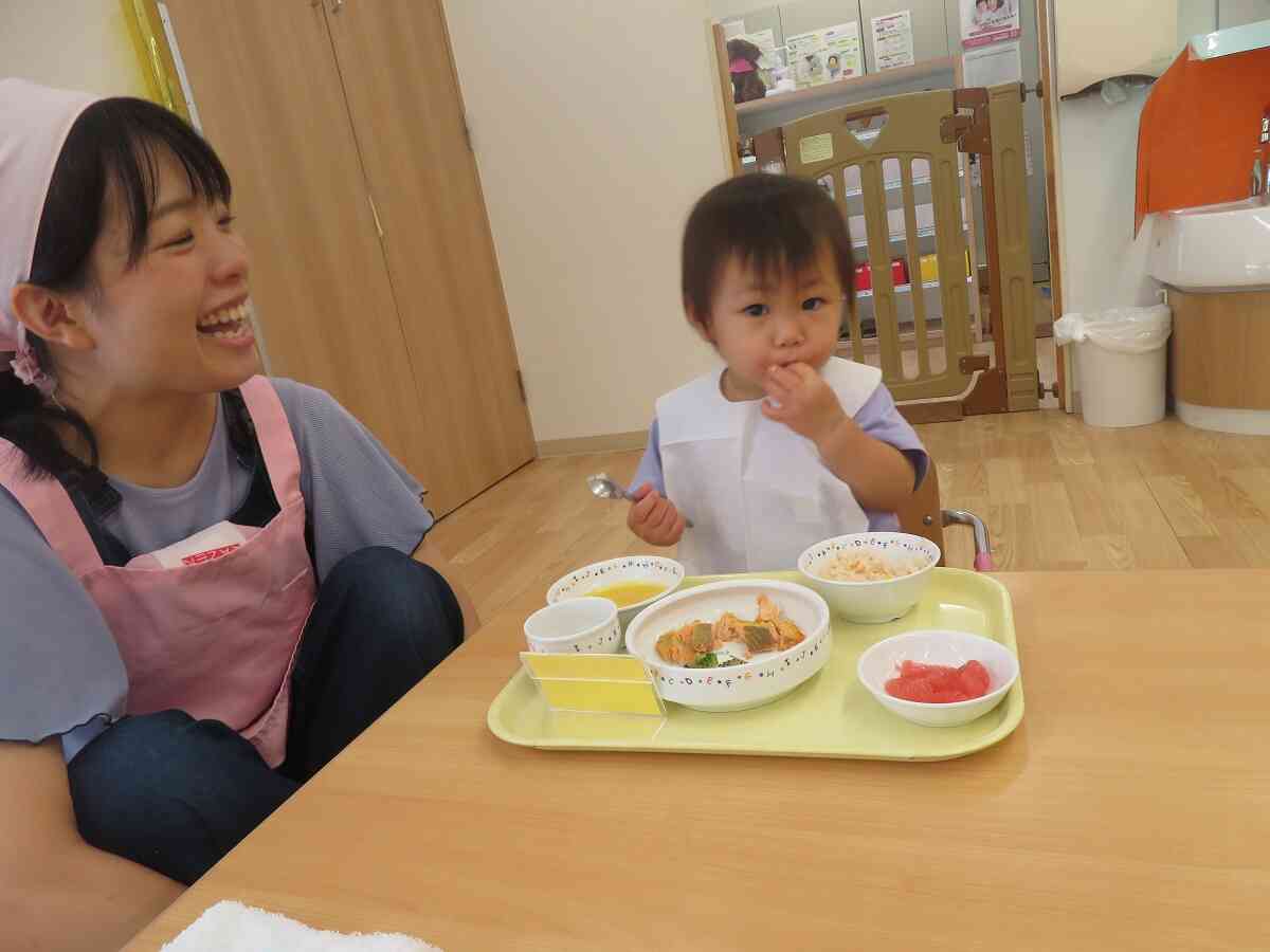 給食の時間見ててね！
