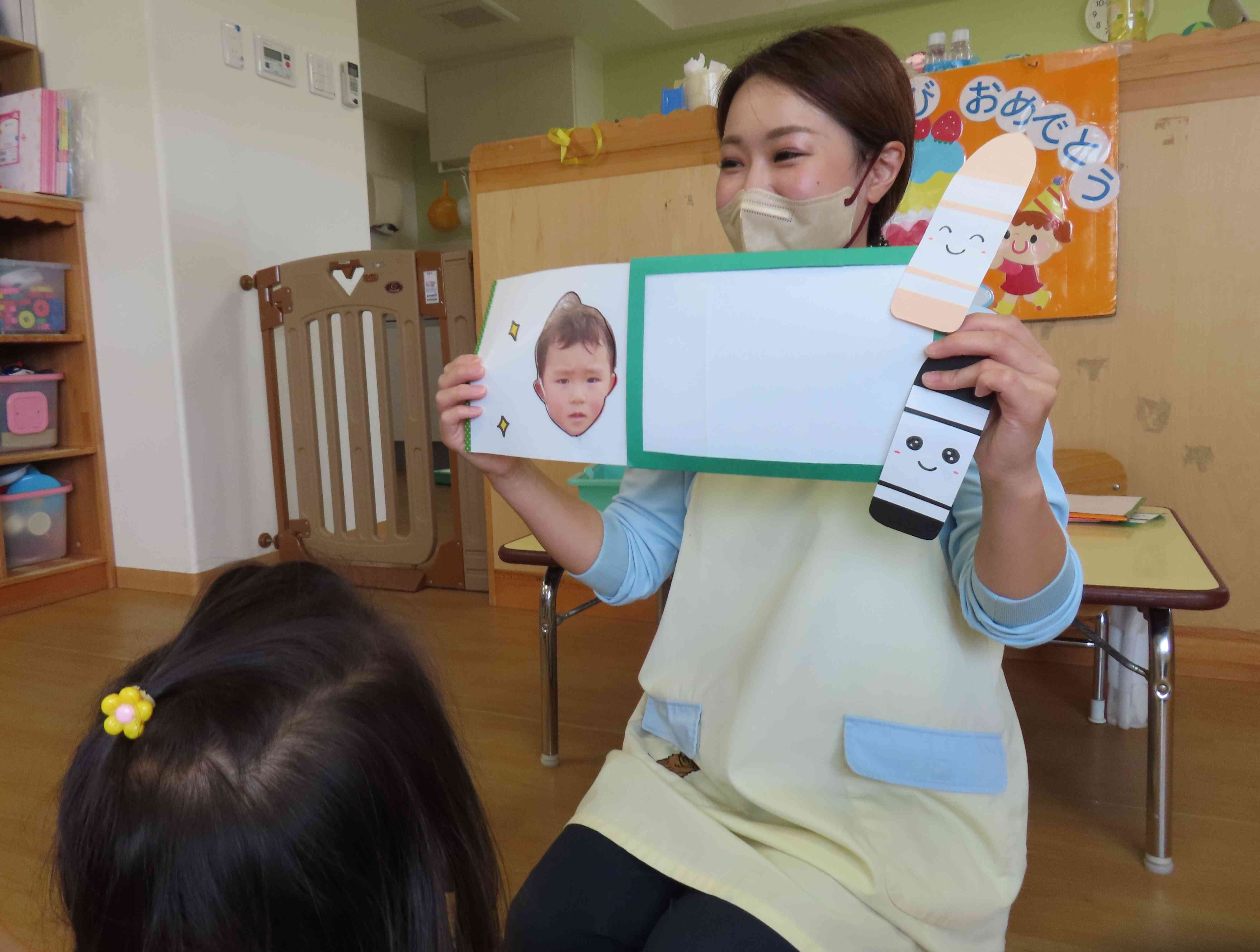 出し物のシルエットクイズにもお誕生児さんが登場！