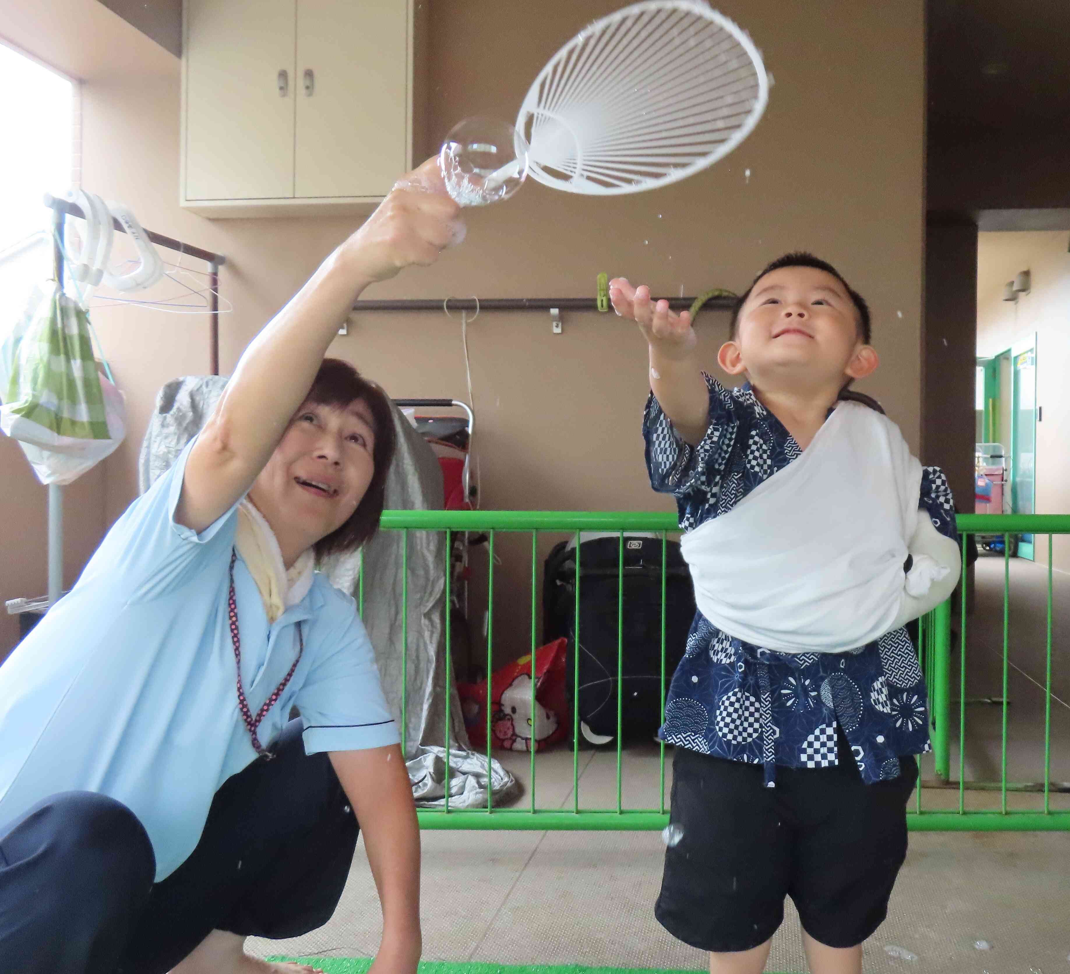 シャボン玉あそび