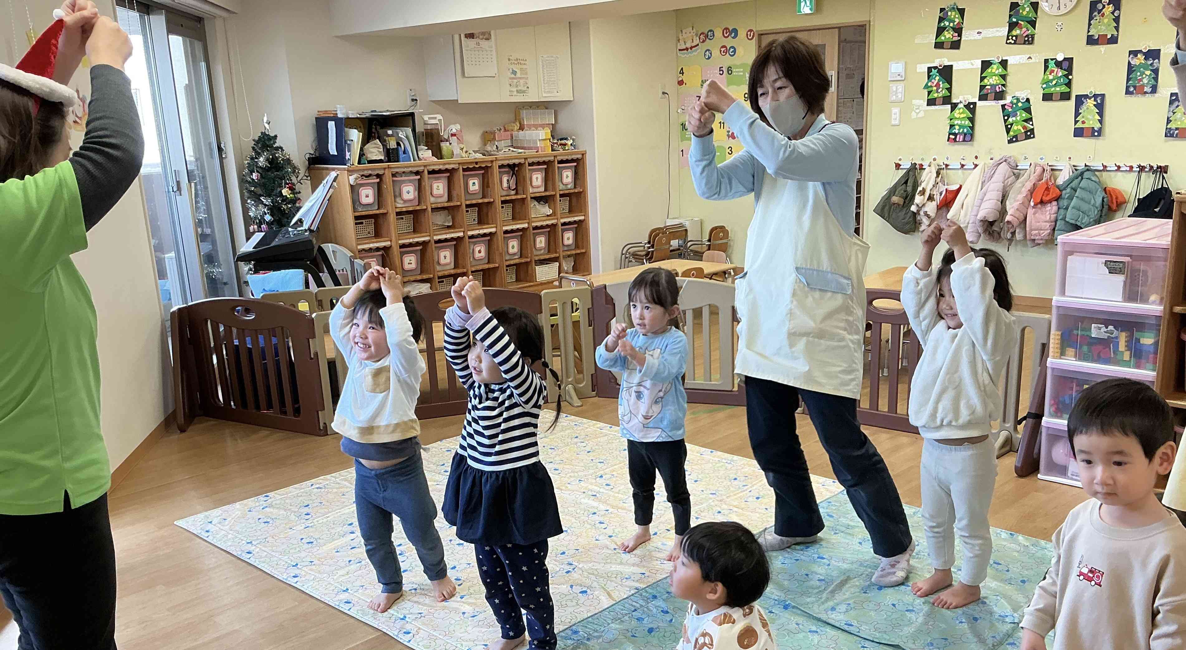 最後はABCの歌に合わせてみんなでダンス(^^♪