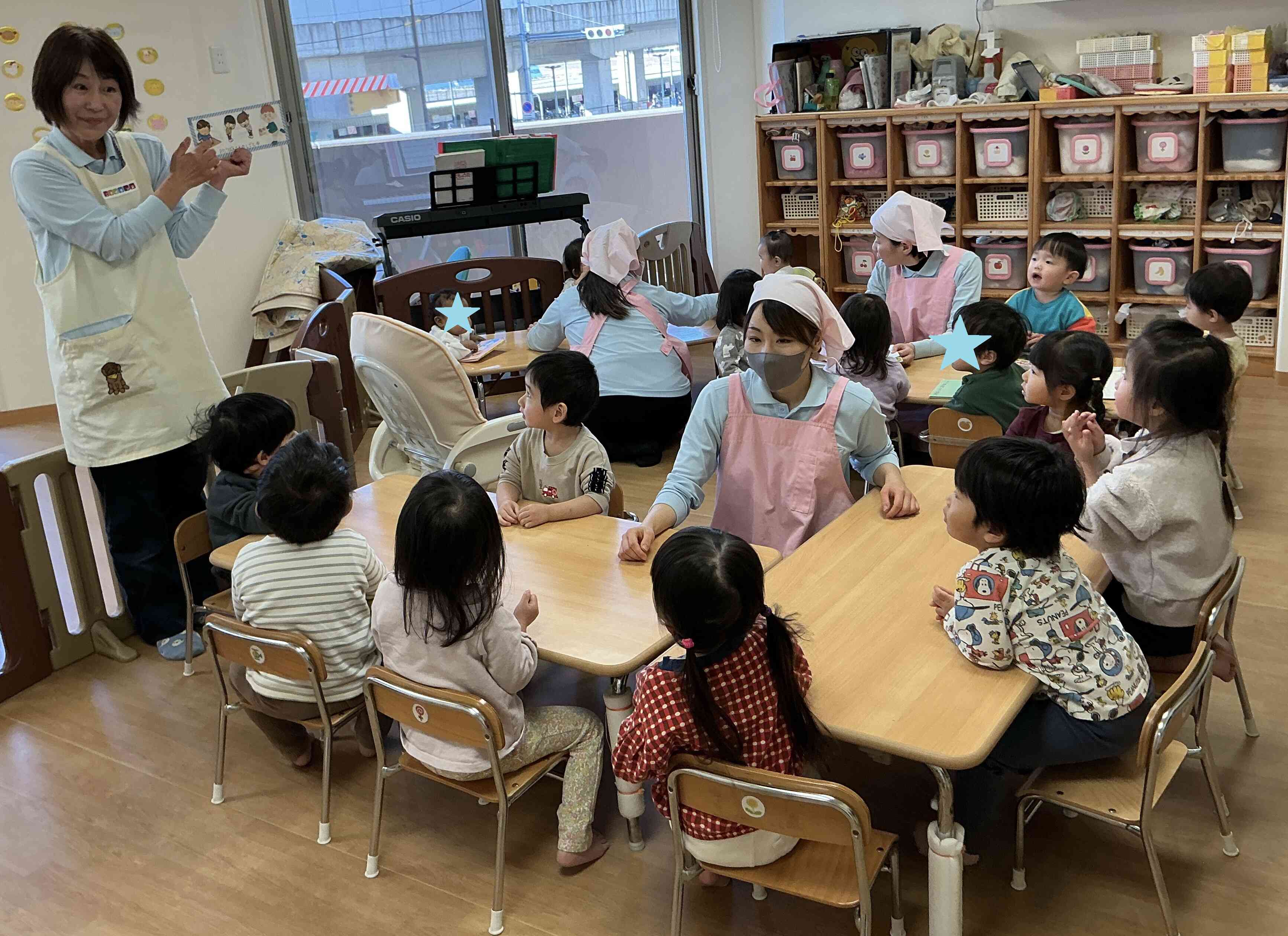 お当番さんがんばってます♪