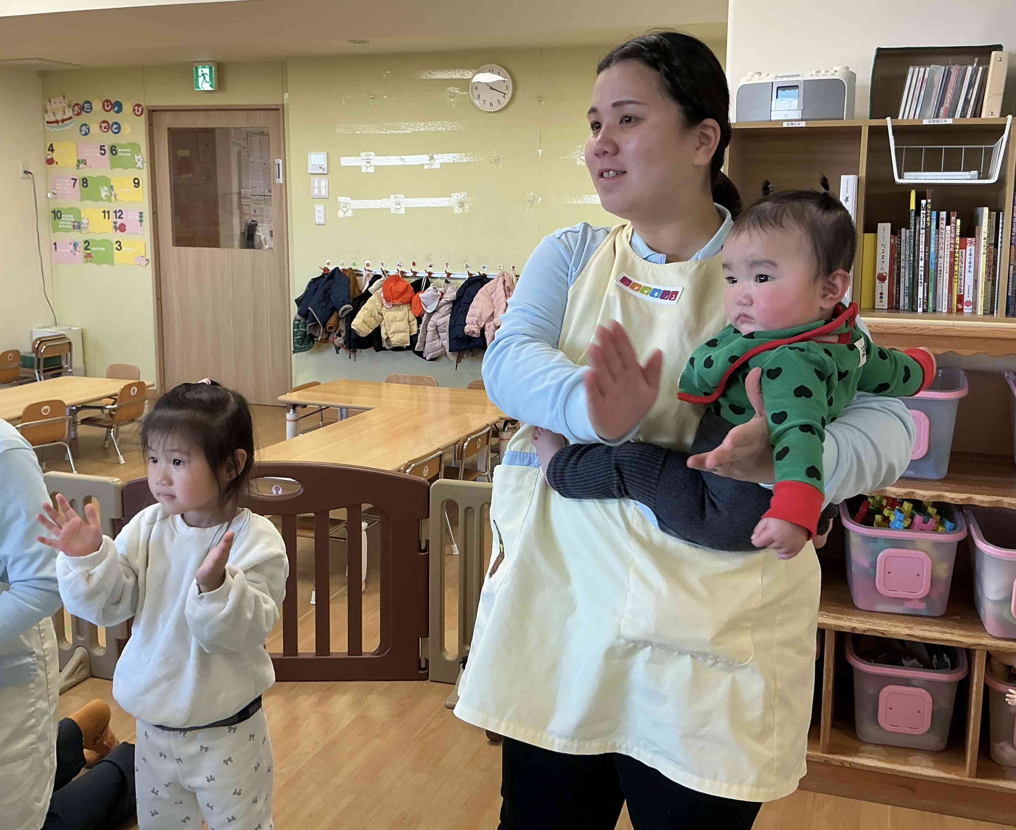 曲が流れると身体をゆらゆらしながら楽しく参加してくれていました(^^♪