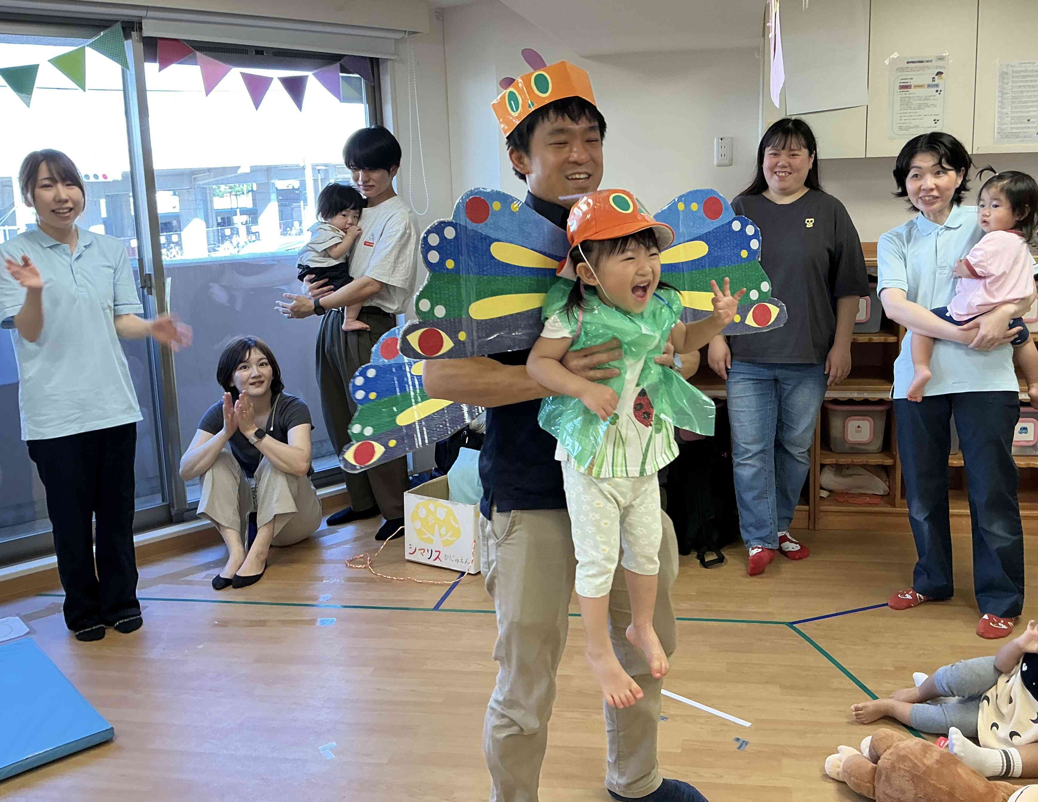 親子でちょうちょに変身♪