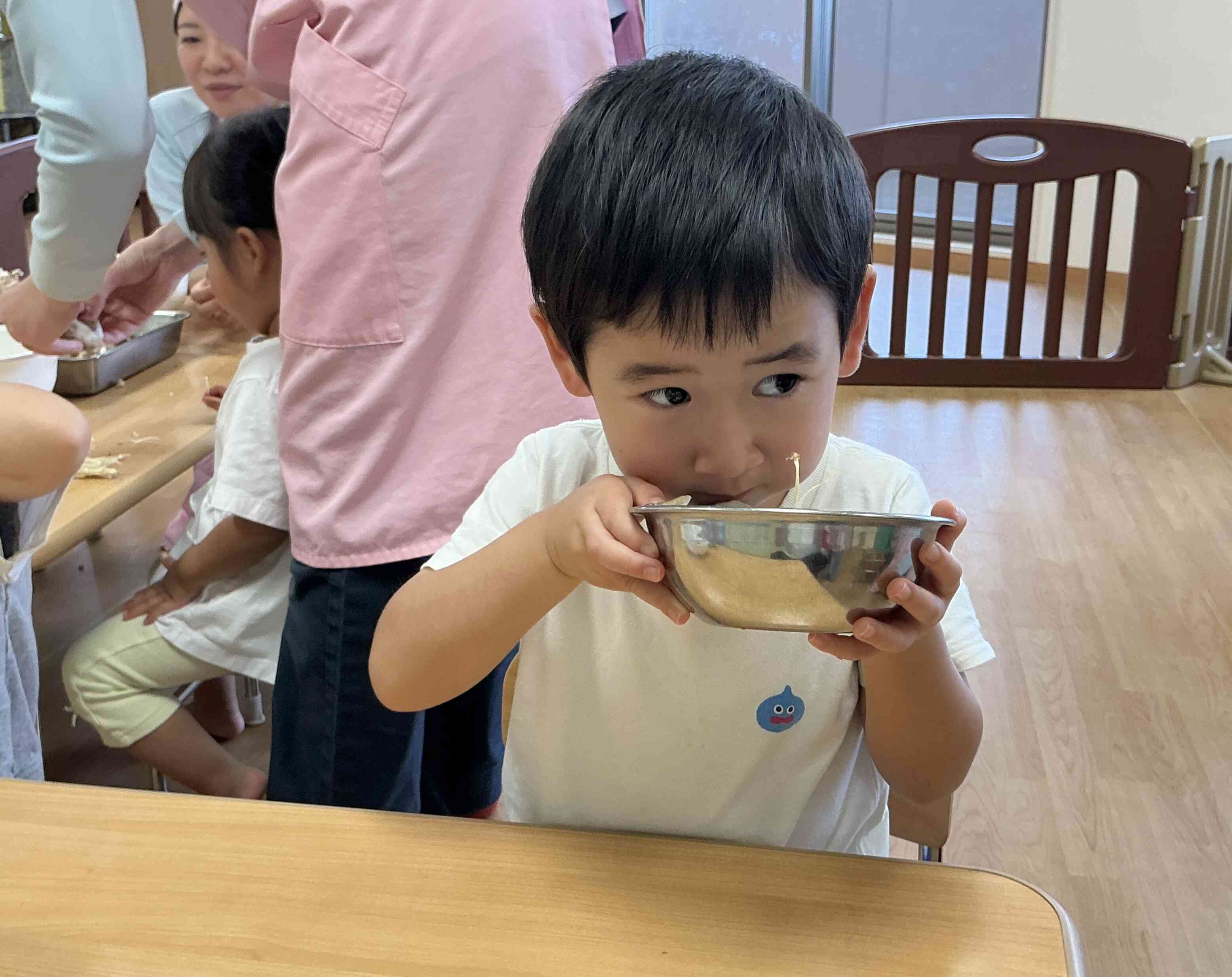 においはどうかな??「ちょっとくさ~い。。。」と率直な感想も教えてくれました。