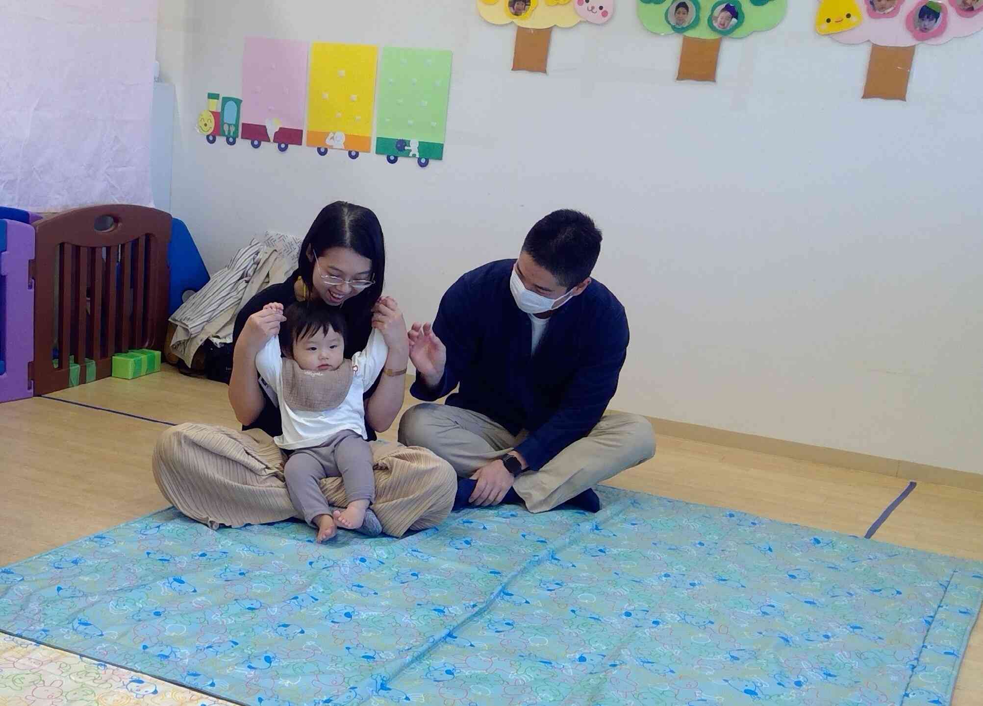 朝の集い　元気にお返事しまーす。