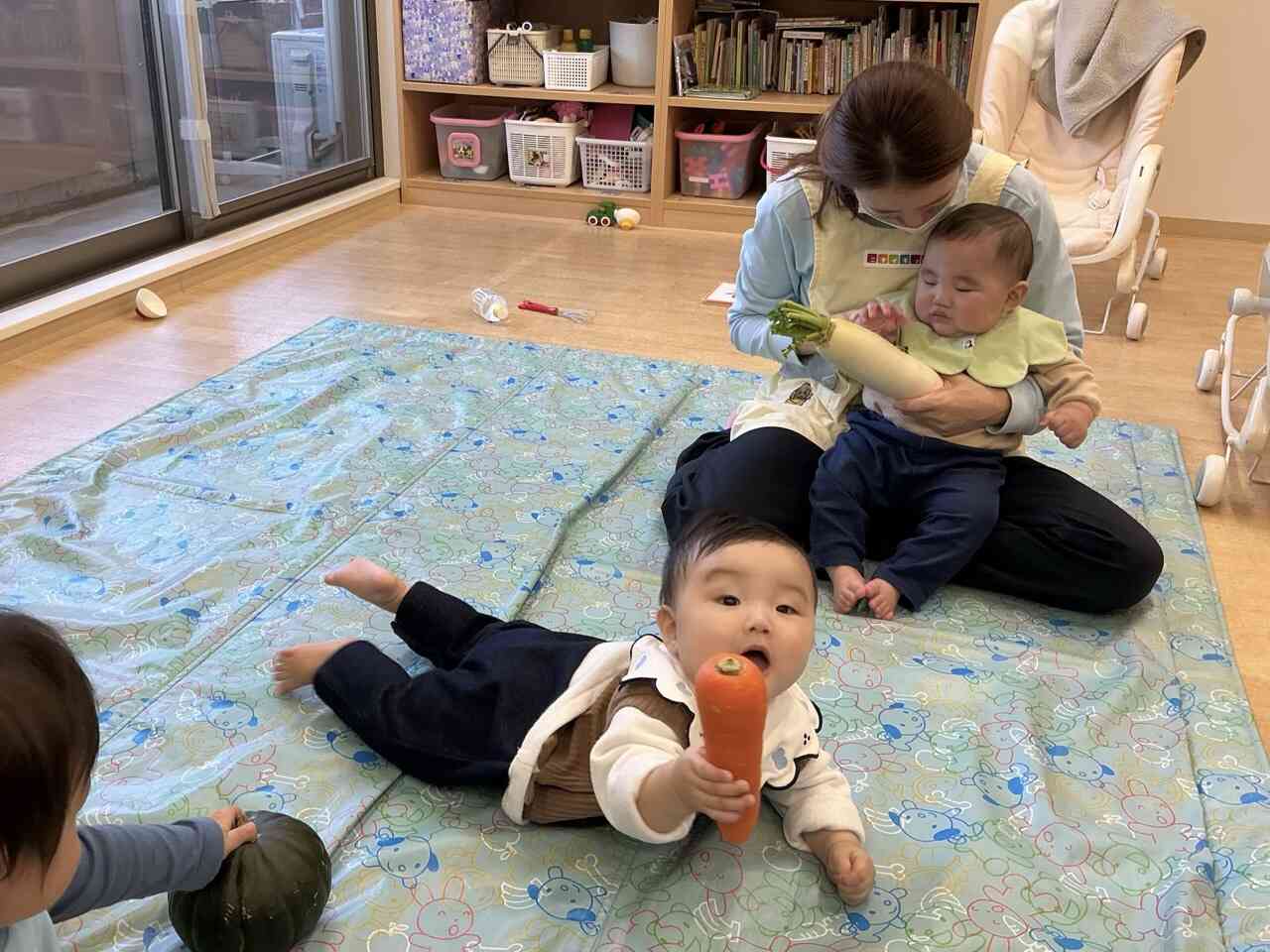 大根さわって、にんじんどうぞ