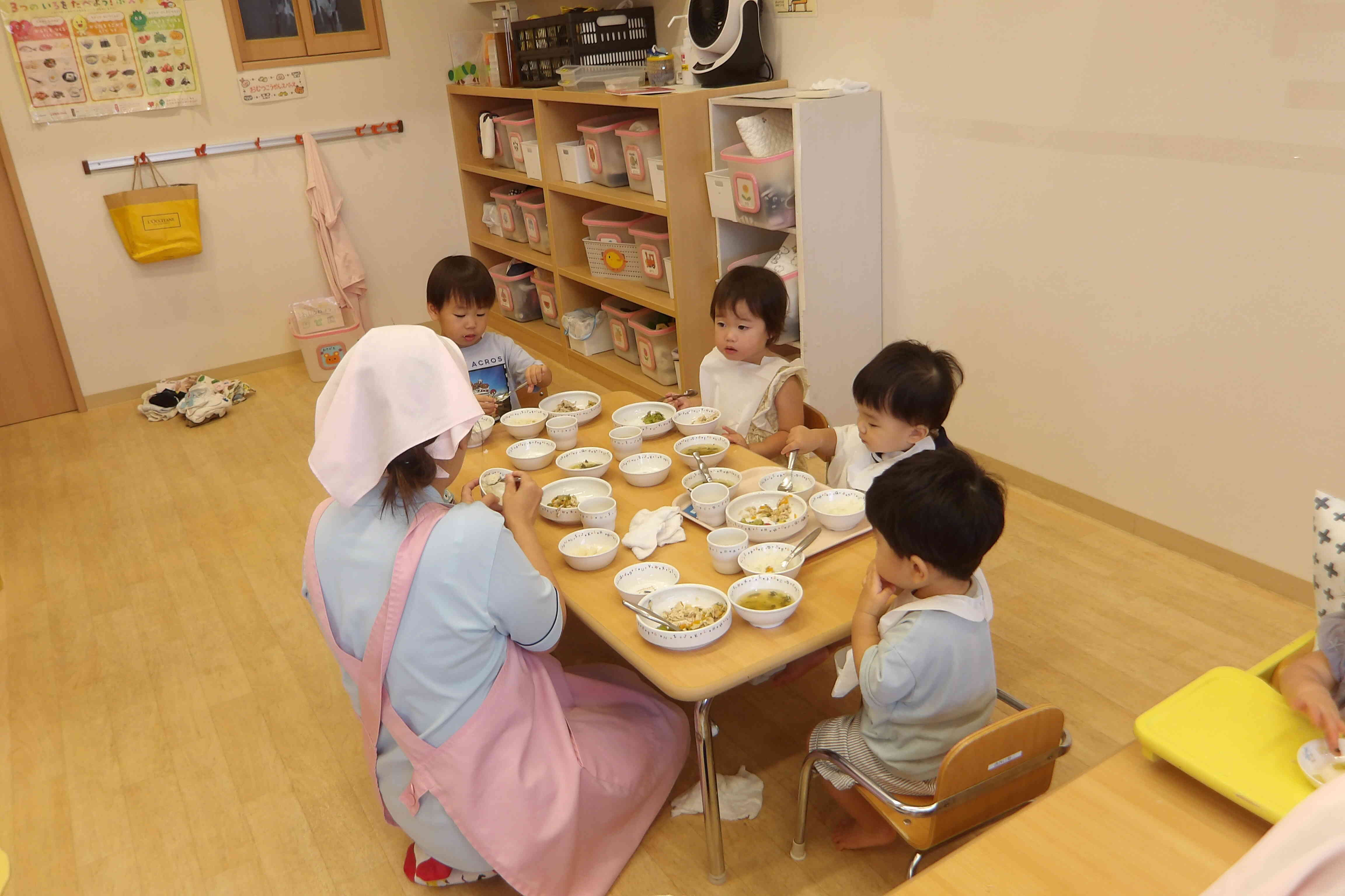 給食も一緒に