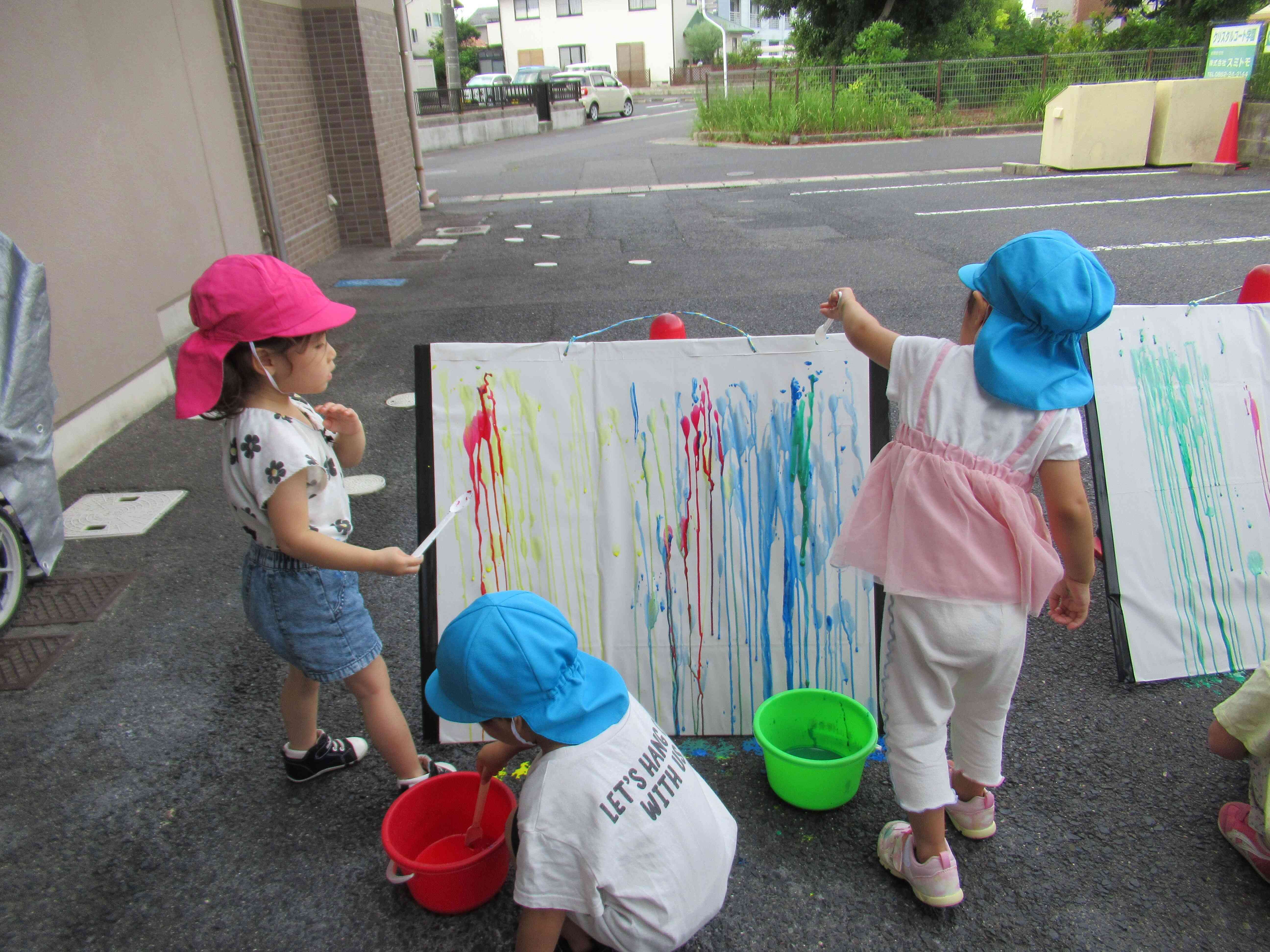 色水でお絵描き