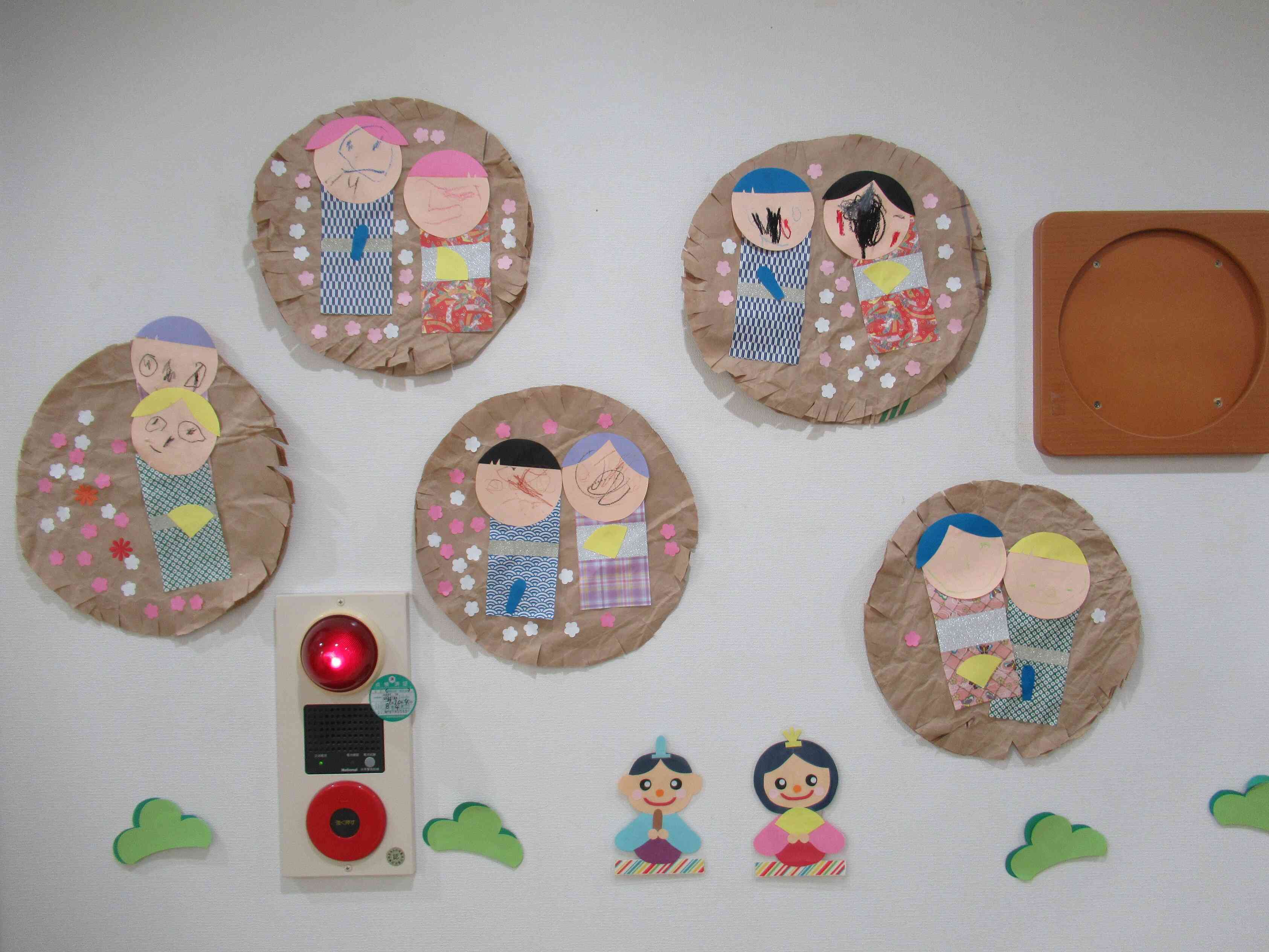 製作の様子～２歳児うさぎ組～