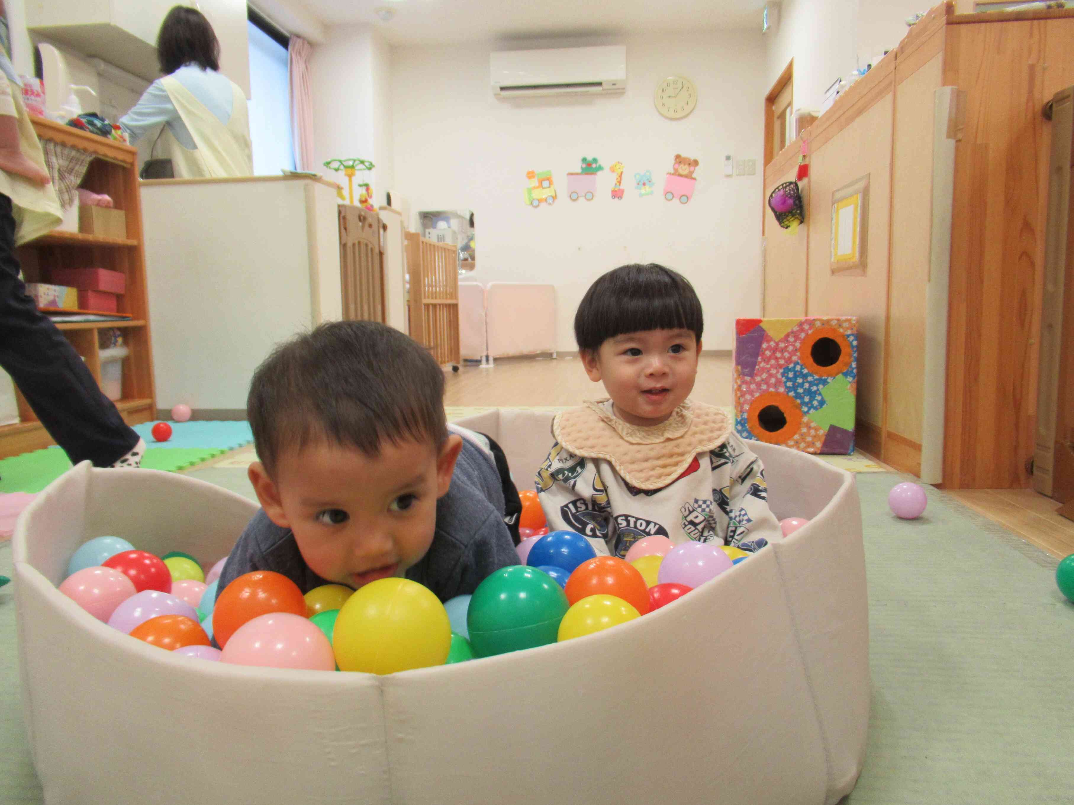 ボールプールで遊んだよ