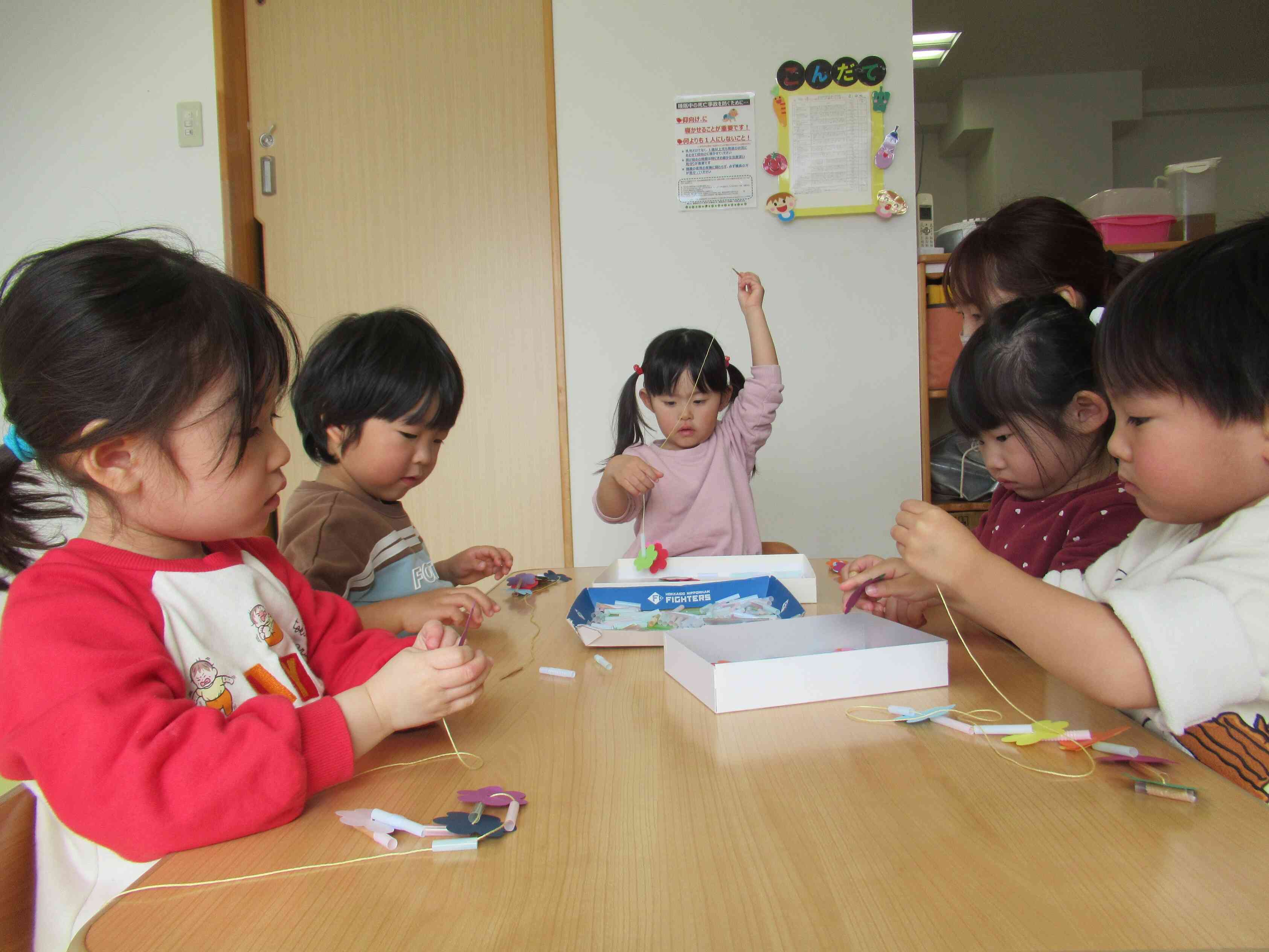 ネックレスを作るよ