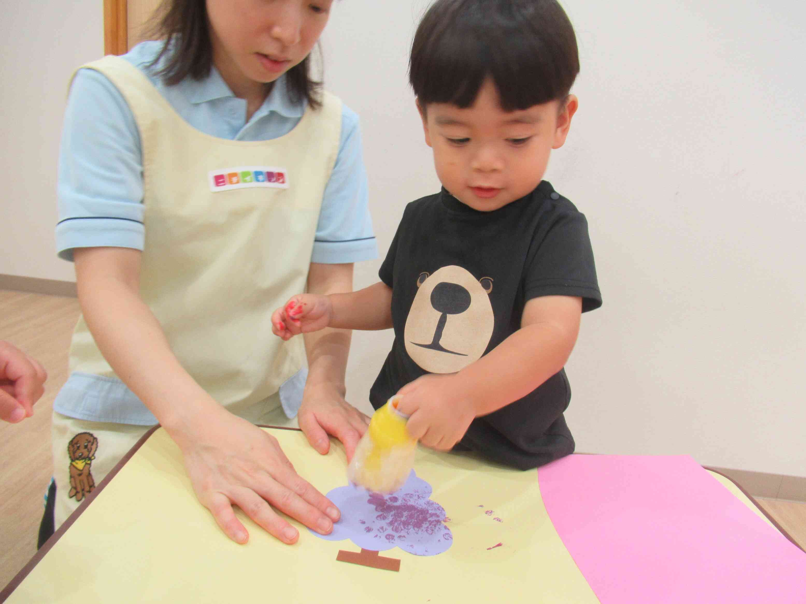 9月の製作をしたよ(1歳児あひる組)