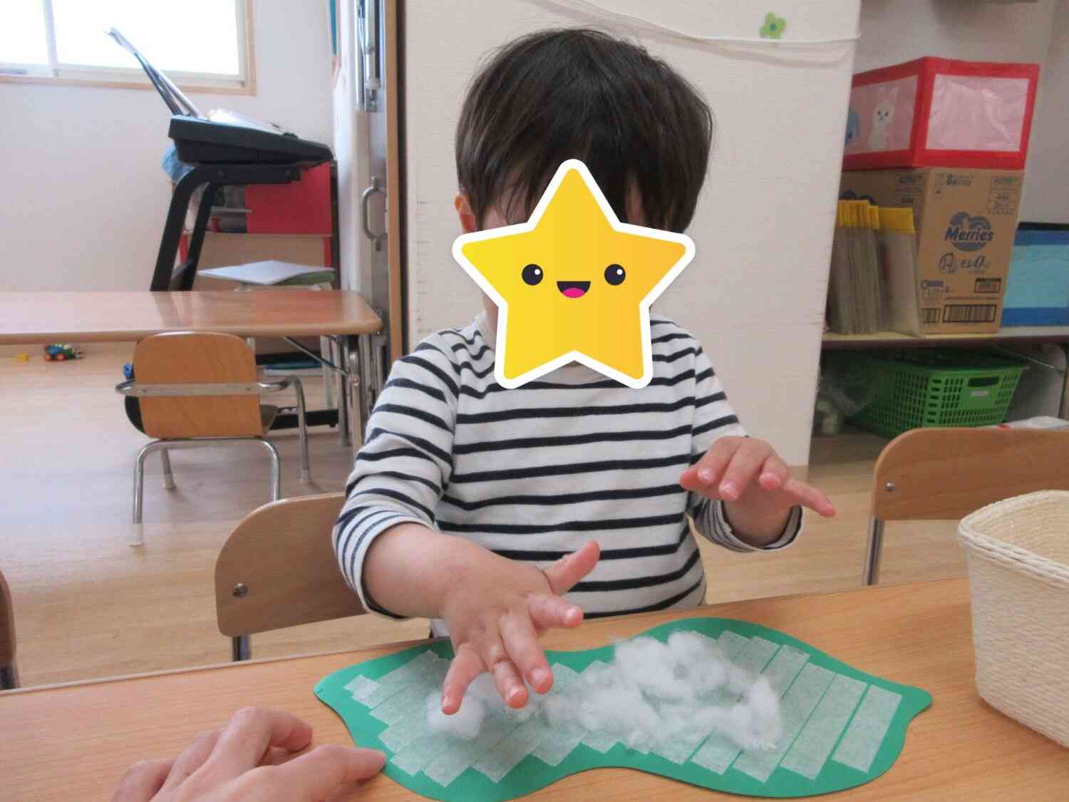 上手に貼れたよ！感触が気持ちいいね！