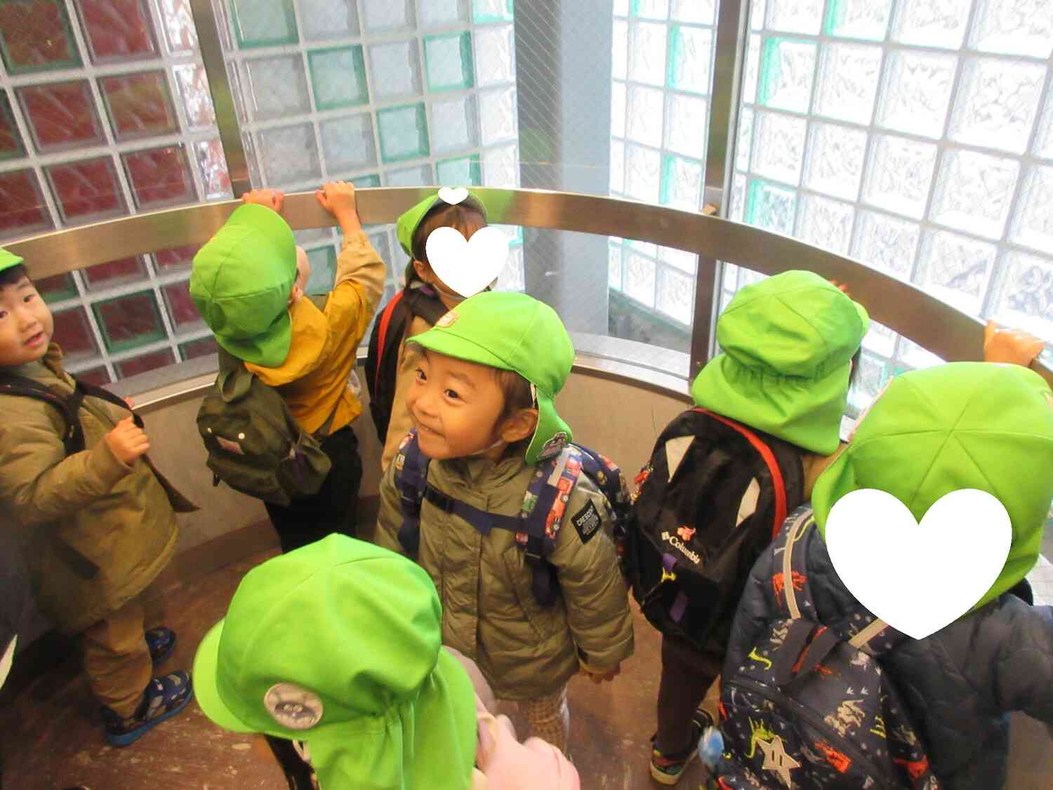 ぐいーん！と2階に上がりました！