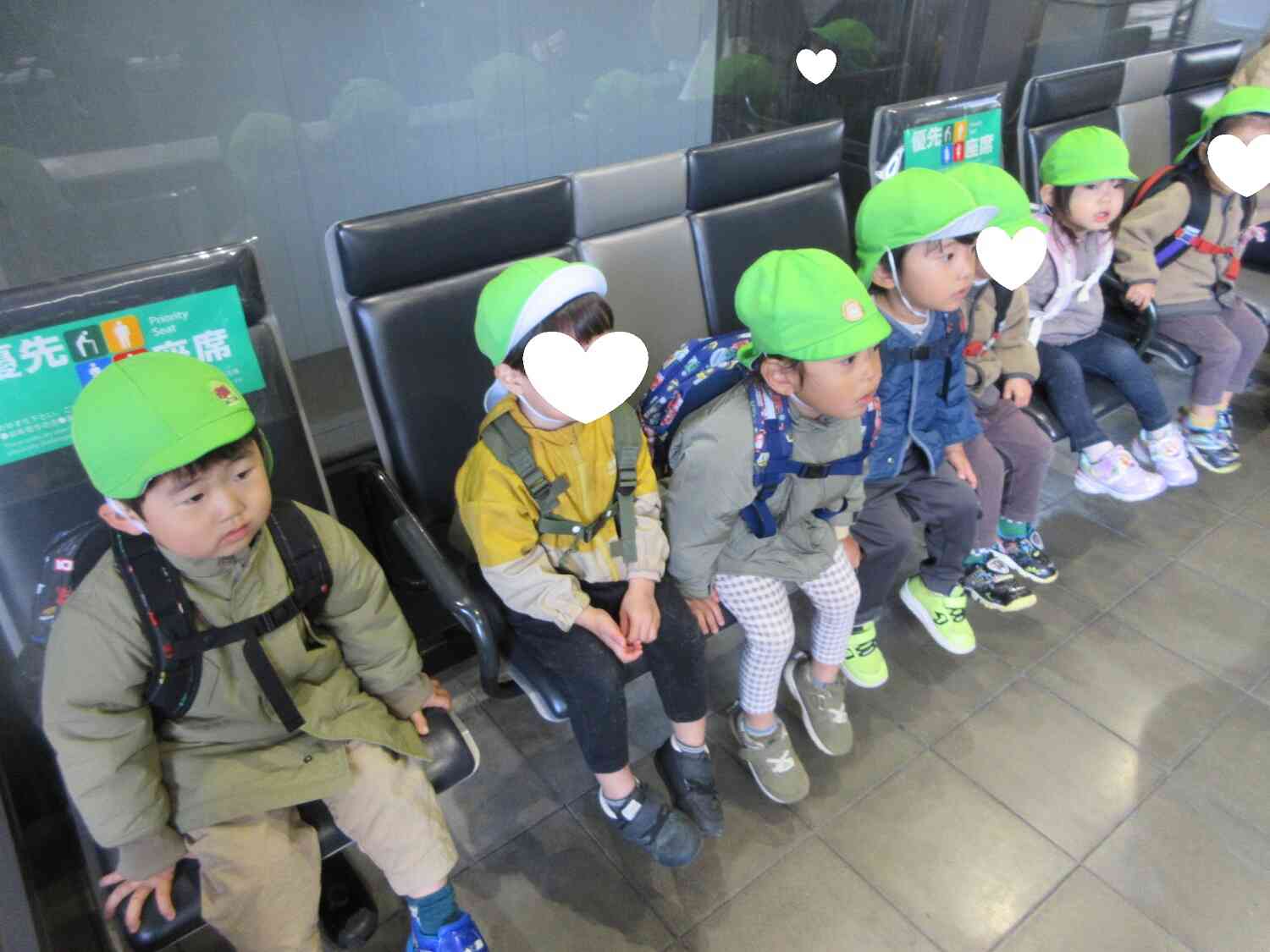 電車まだかなあ～