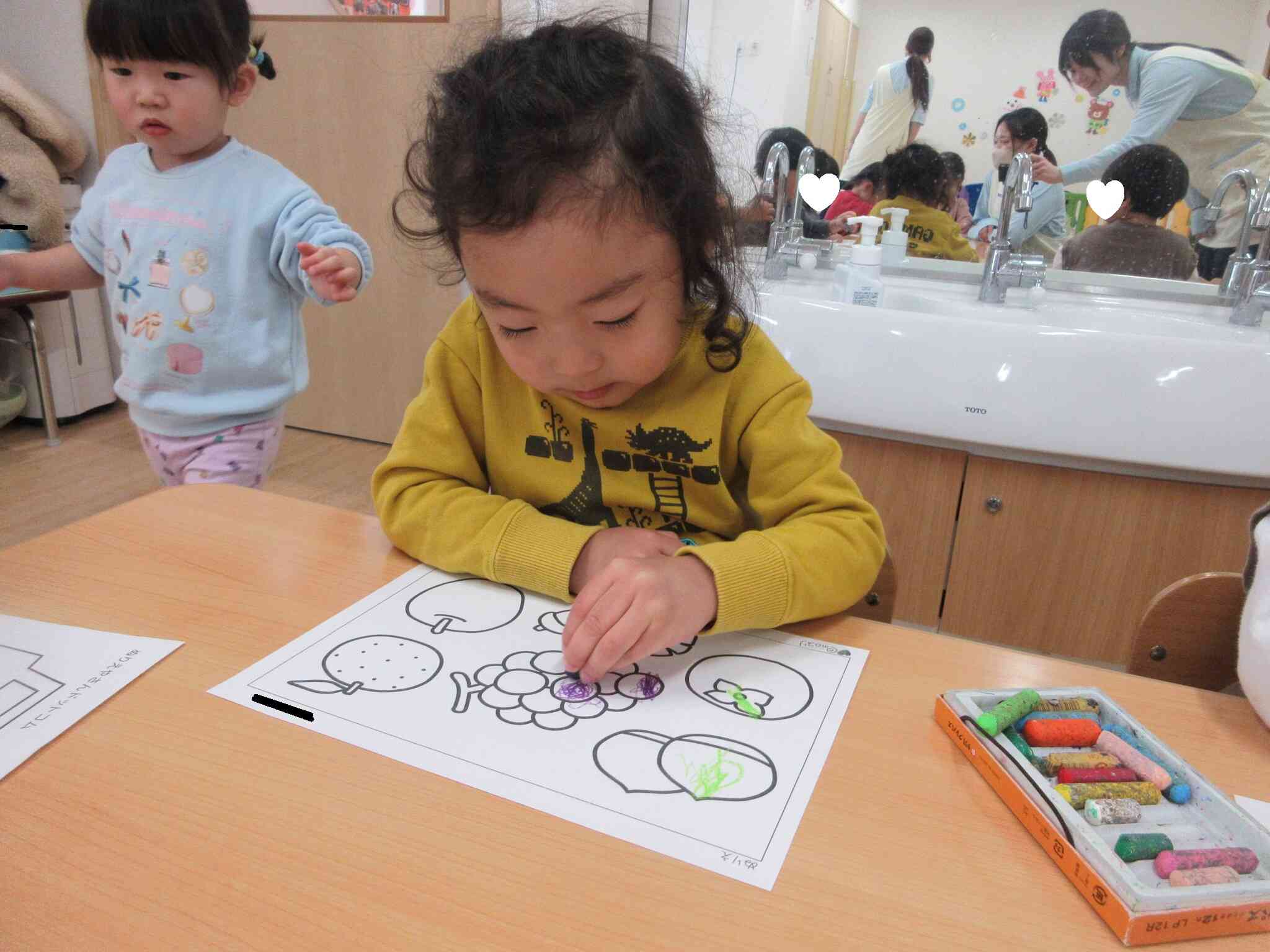 サーキットの後は塗り絵をしたよ！