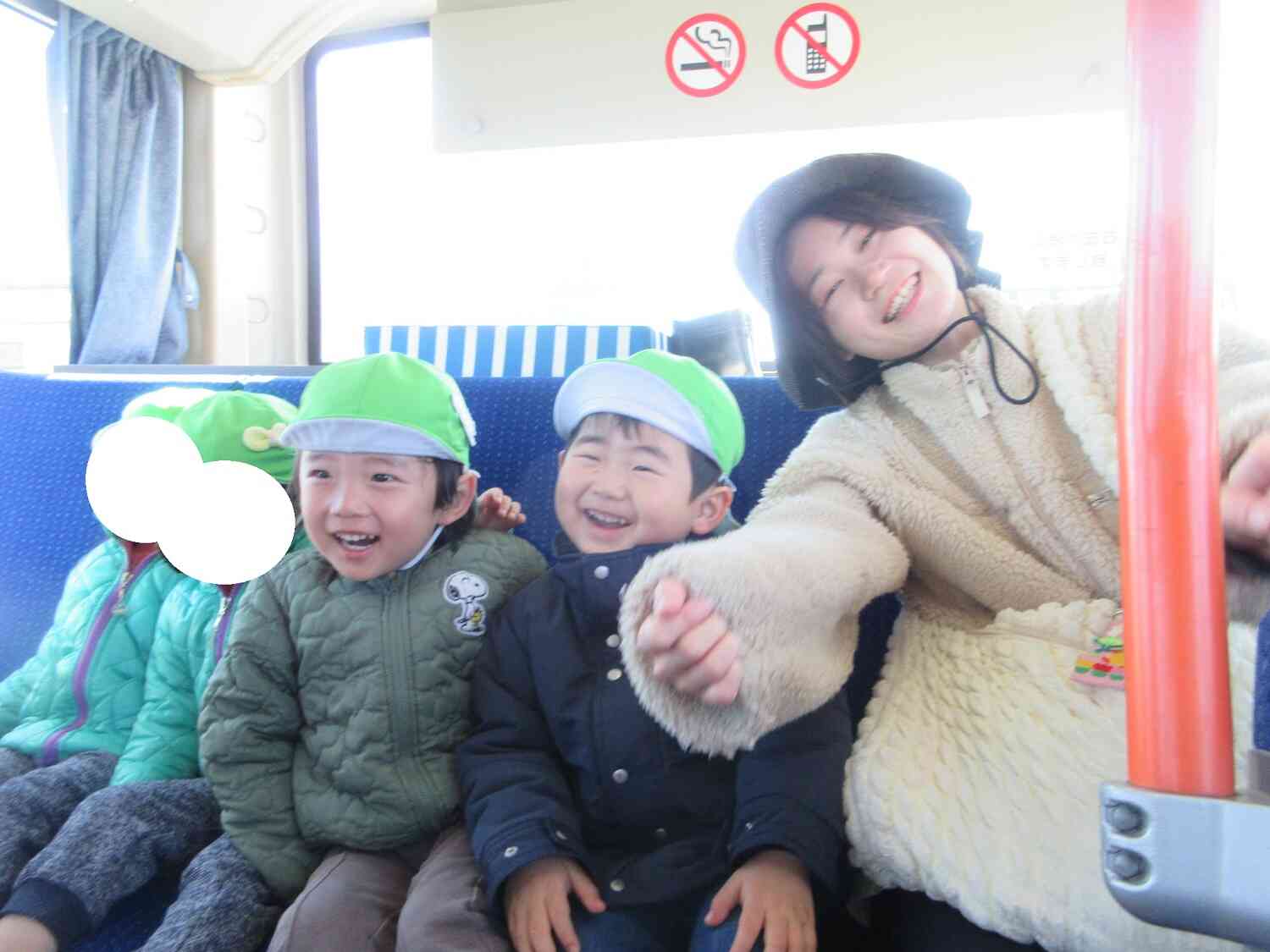 ついにバスに…！