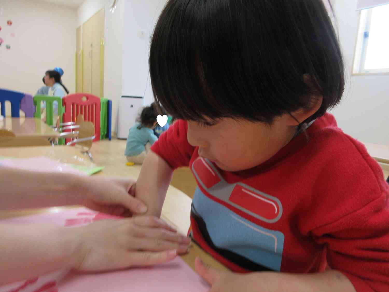 ぎゅっ！と上手に力を込めています◎