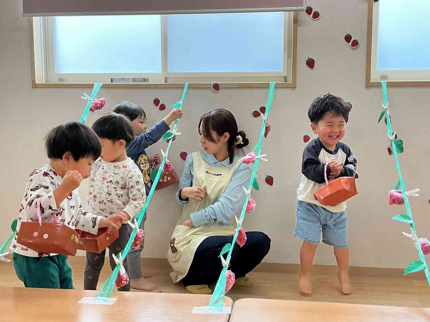沢山いちごをとるぞー！