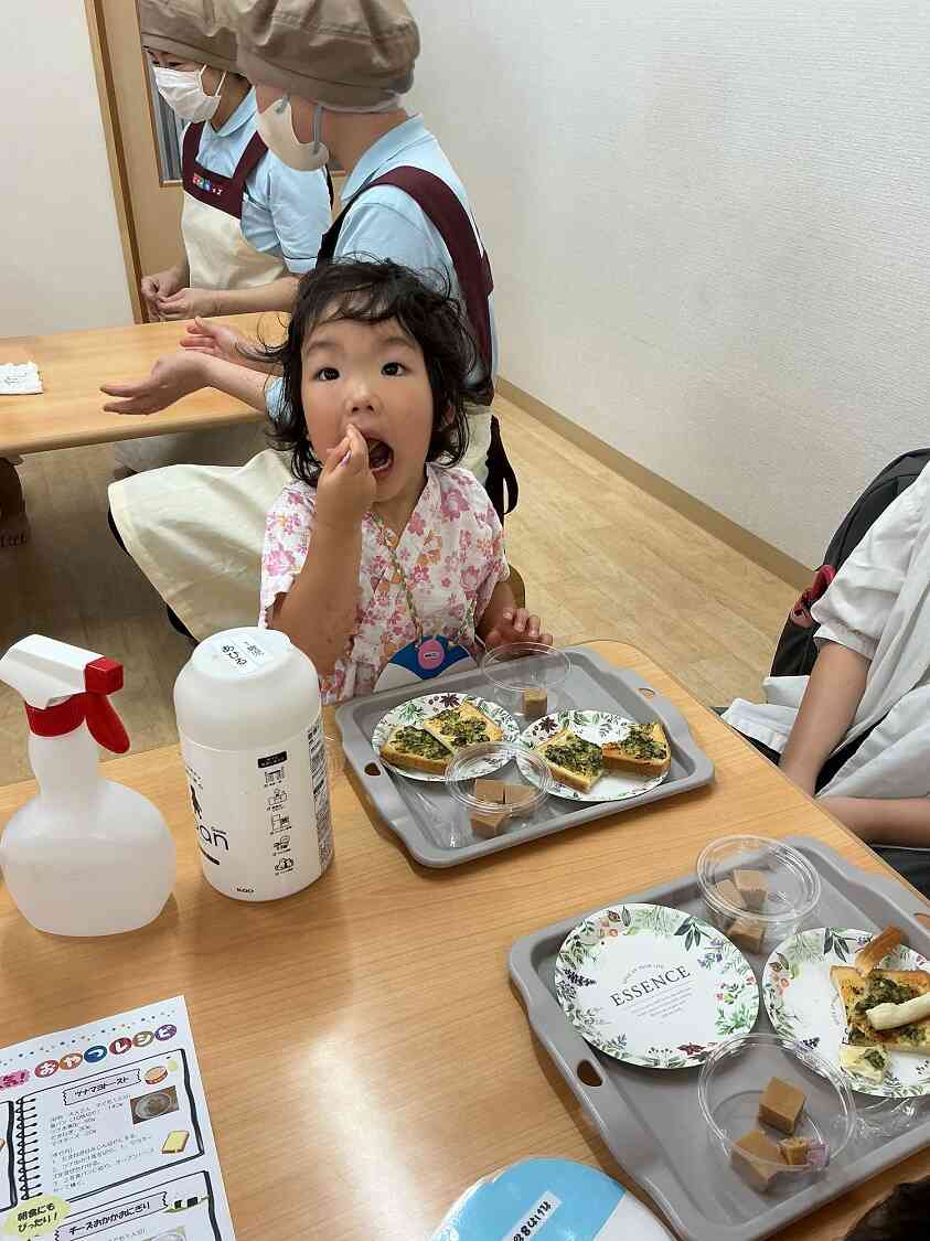 大きなお口でパクッ！