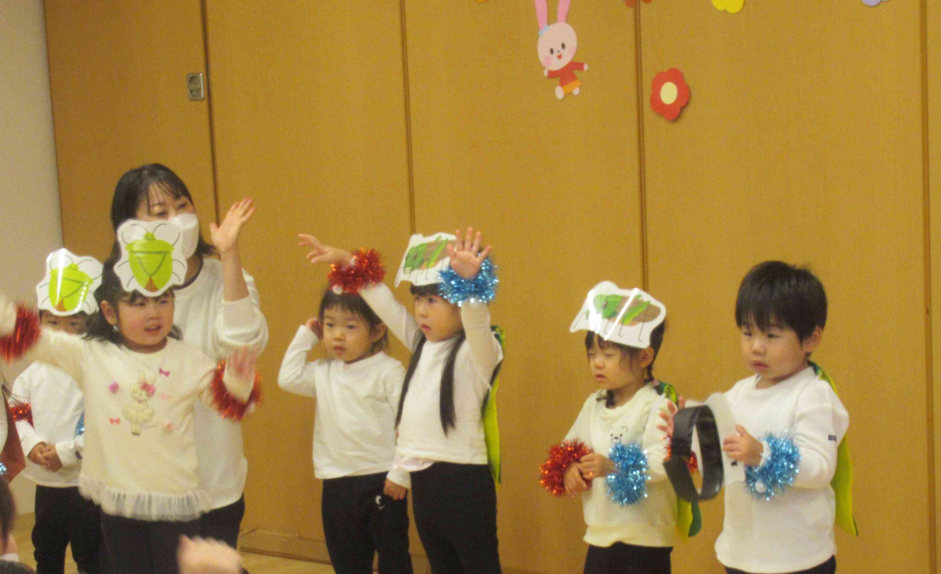 発表会 うさぎ組（2歳児）｜ニチイキッズ六郷保育園｜ニチイキッズ